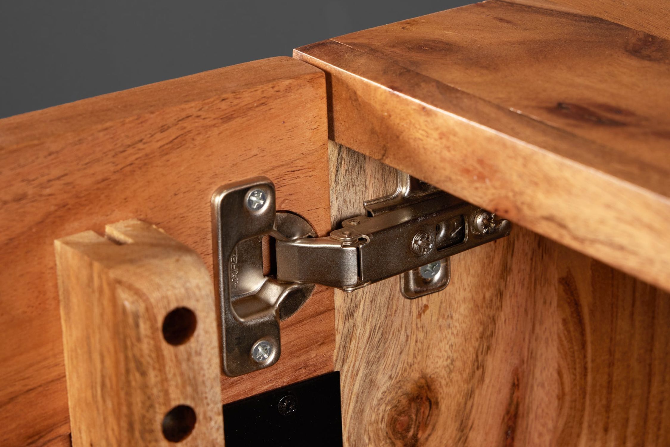 TV Lowboard hängend Akazienholz Metall 160 cm Baumkante Holz, Sperrholz, Hartholz, Schublade, Gebeiztes Holz