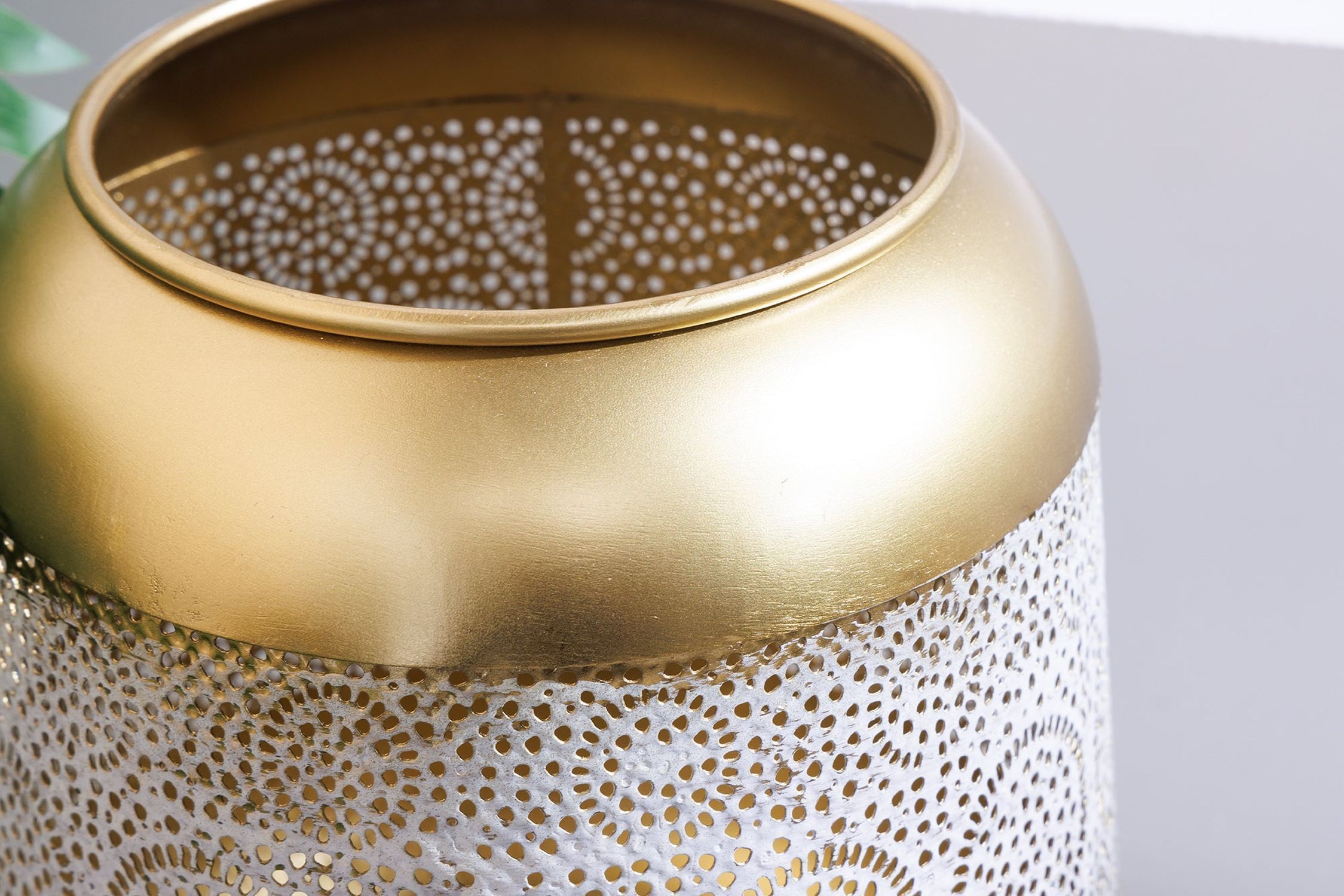 Kerzenhalter Weiß Gold aus Eisen H: 25 cm Handarbeit Krug, Töpferei, Zinn