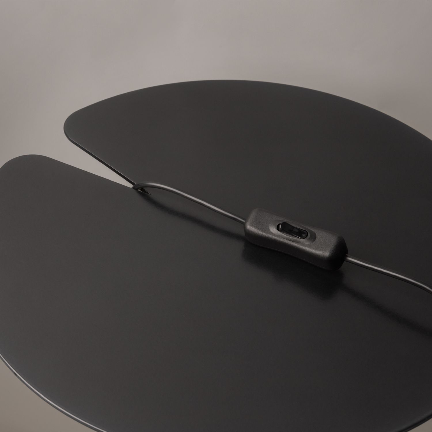 Tischleuchte Aluminium Glas LED Ø 20 cm 27,2 cm in Gold Gerät, Schraubenzieher, Werkzeug, Moebel