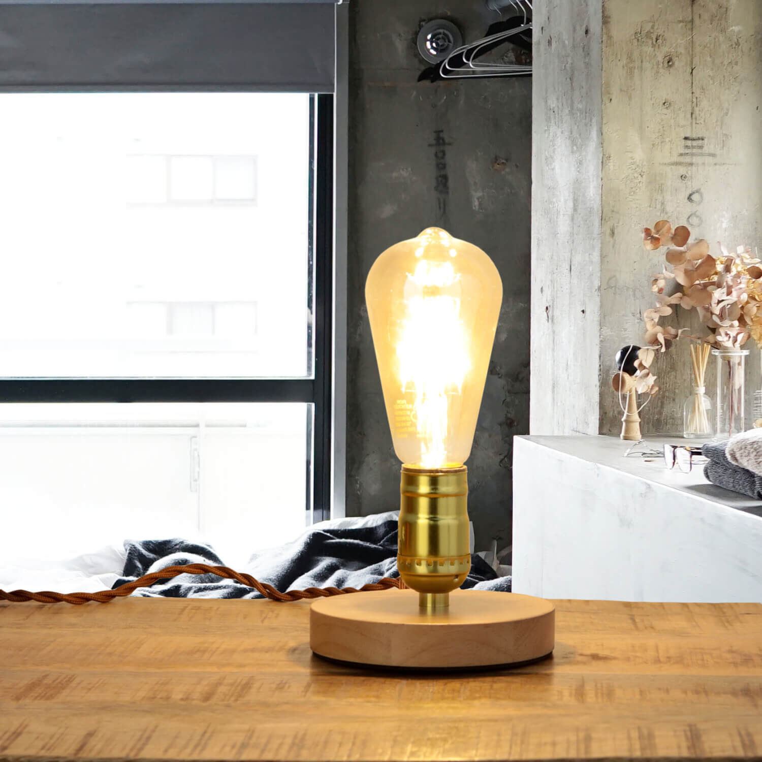 Dekorative Tischlampe EDISON Industrial Design rund