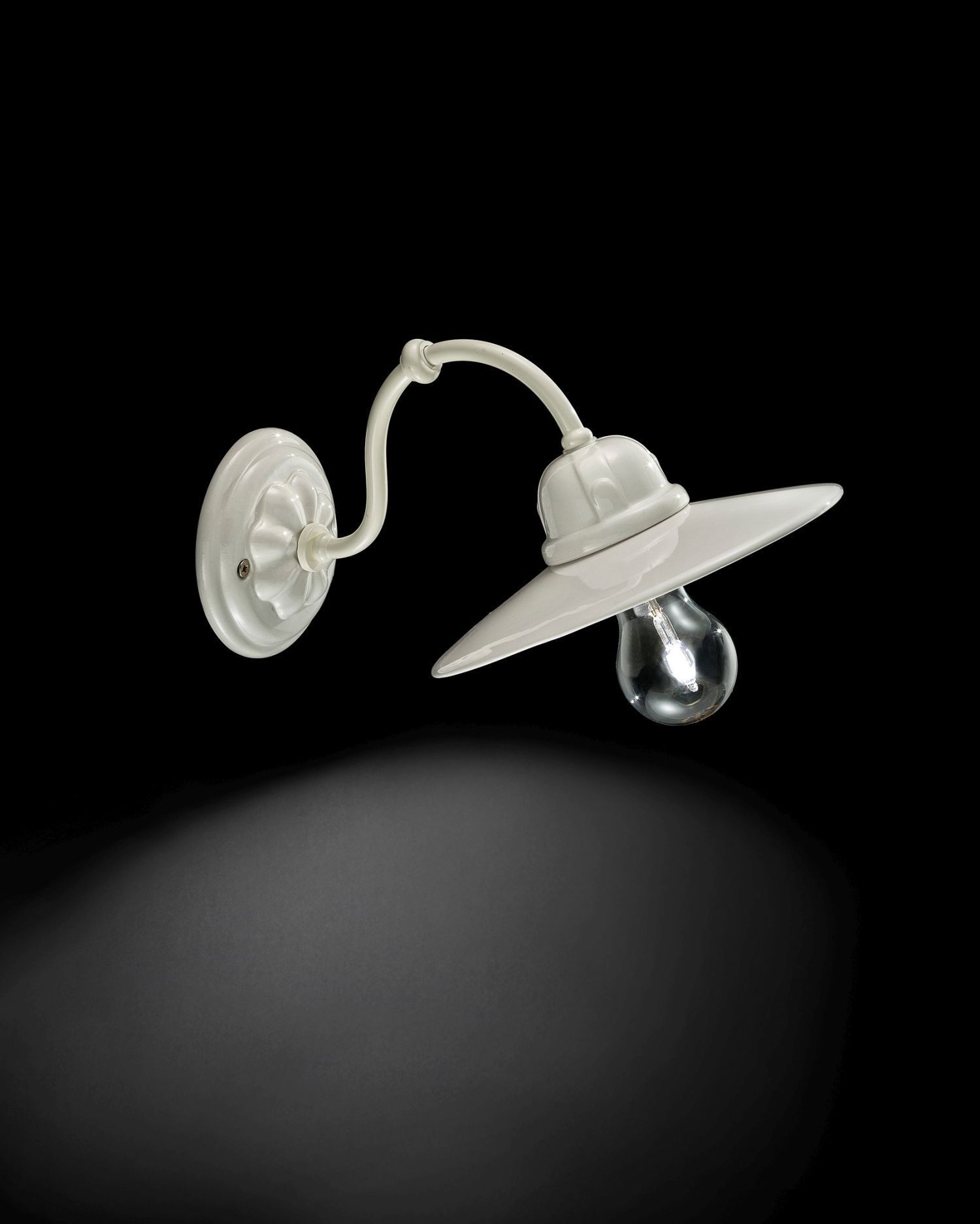 Wandlampe Keramik Handarbeit E27 20 cm breit Weiß Beleuchtung, Lampe, Drinnen