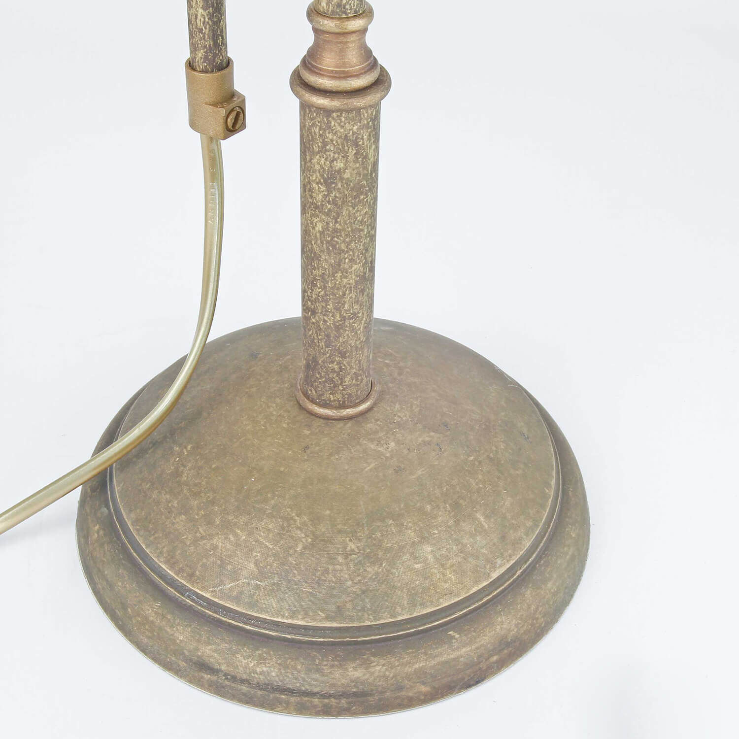 Lampe de table en laiton antique bronze