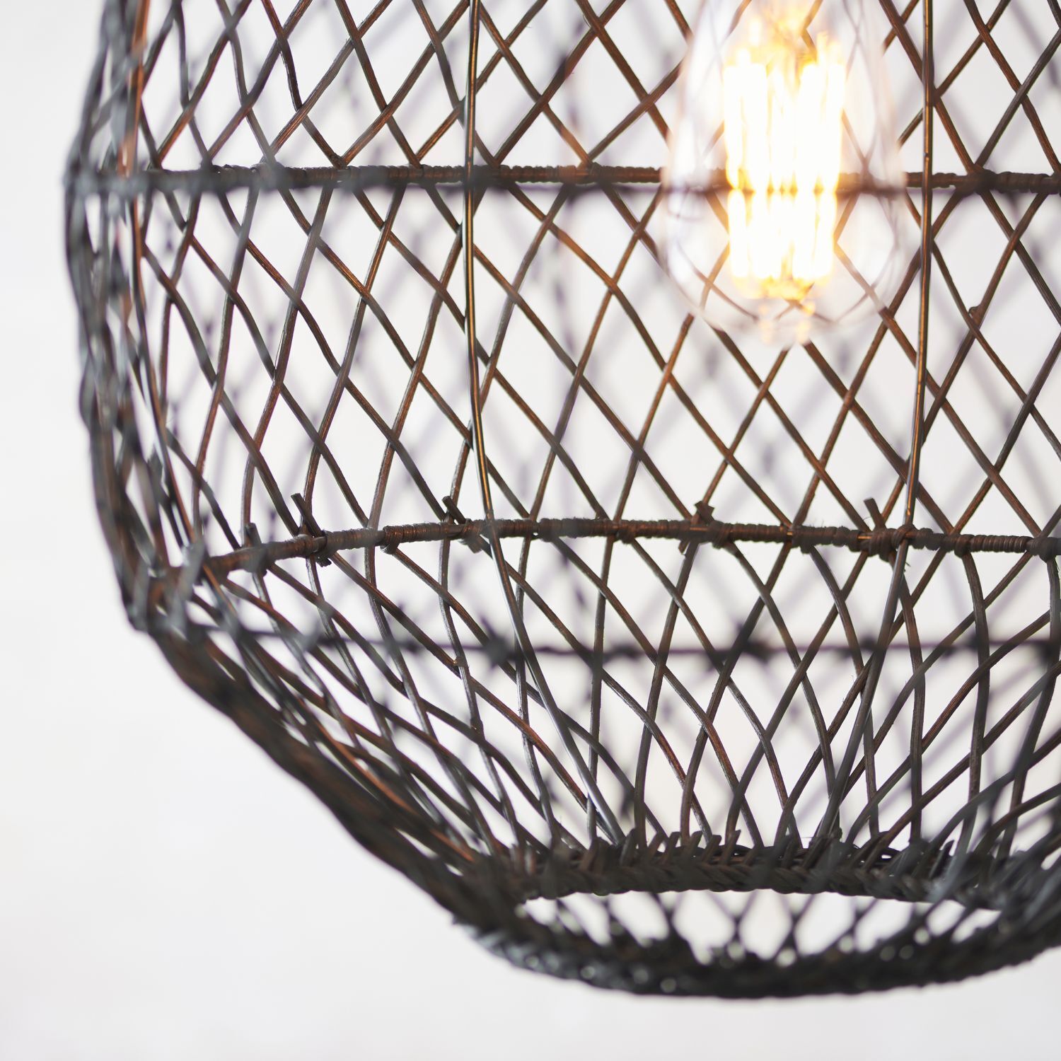 Schwarze Hängelampe Rattan Metall Ø 35 cm Handarbeit Boho