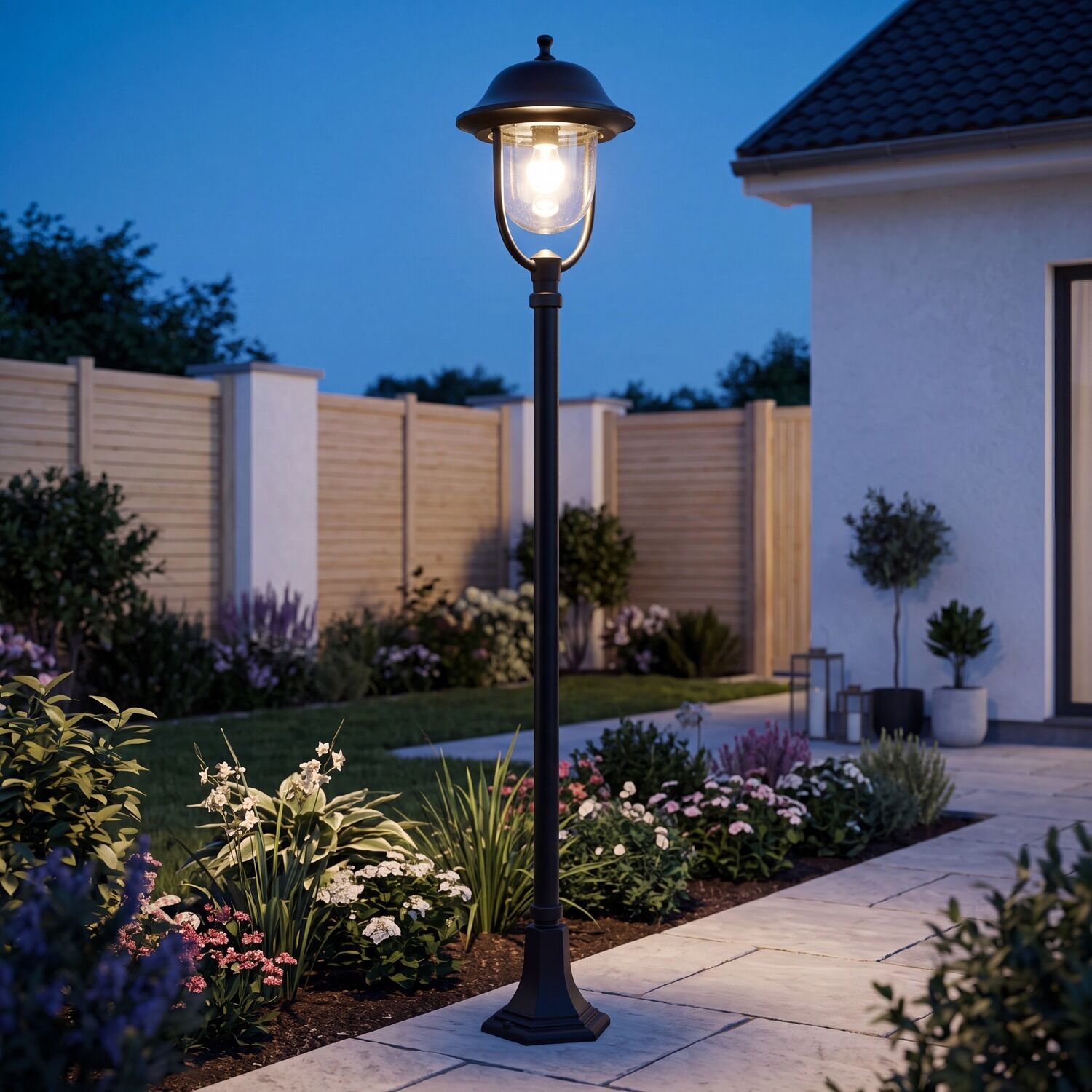 aussen-stehleuchte-wegeleuchte-berlaar-1-flammig-schwarz-rustikal-240-1 Gartenlaterne, Standleuchte, Außenbeleuchtung, Laterne, LED-Lampe