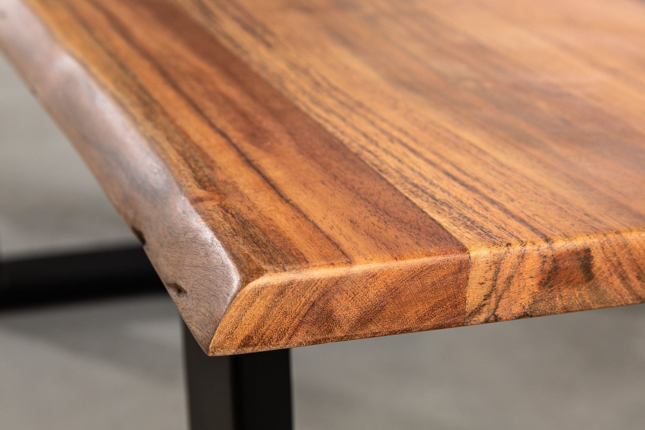 Holz, Hartholz, Gebeiztes Holz, Tabelle, Tischplatte