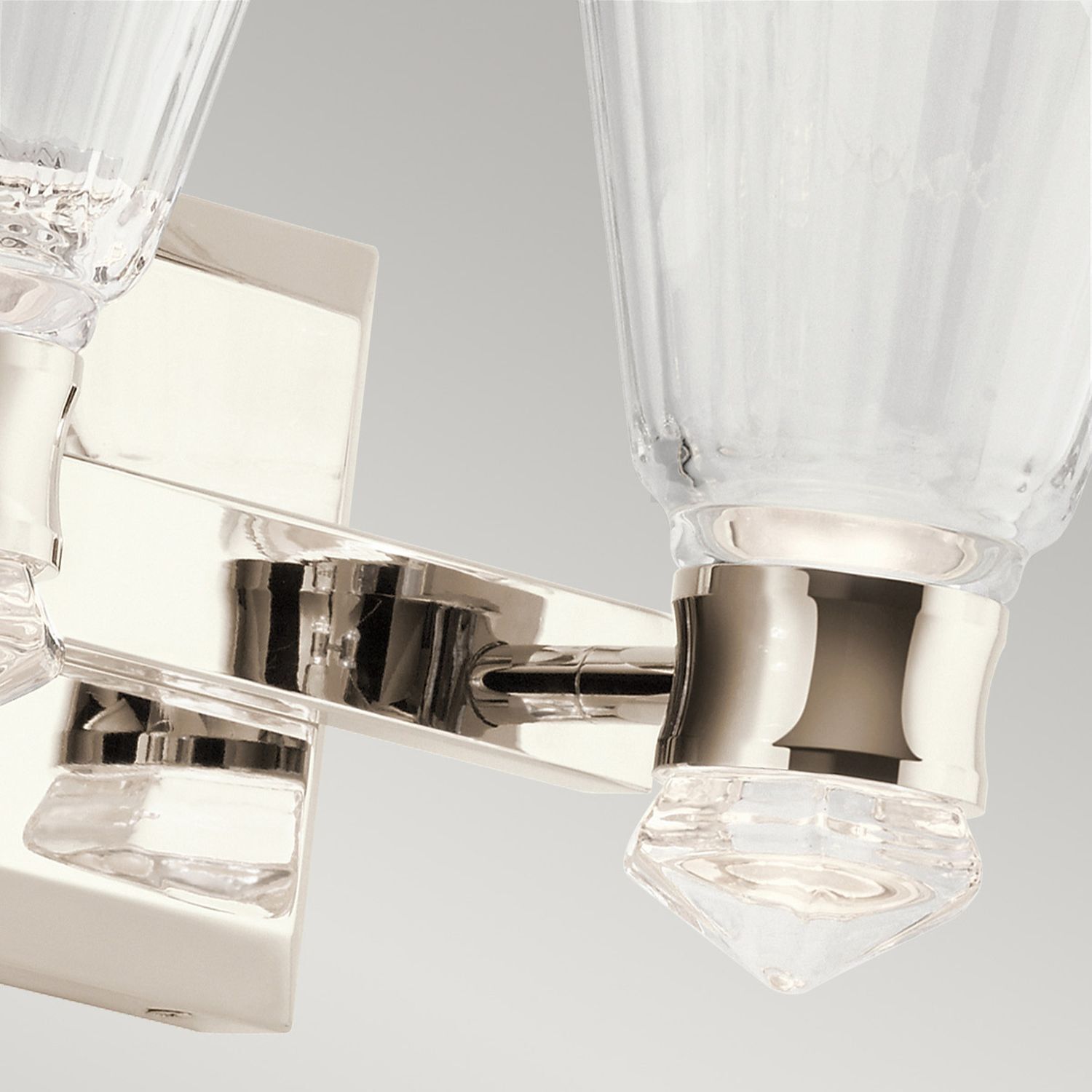 Lampe de salle de bain LED murale IP44 36,8 cm de large verre métal