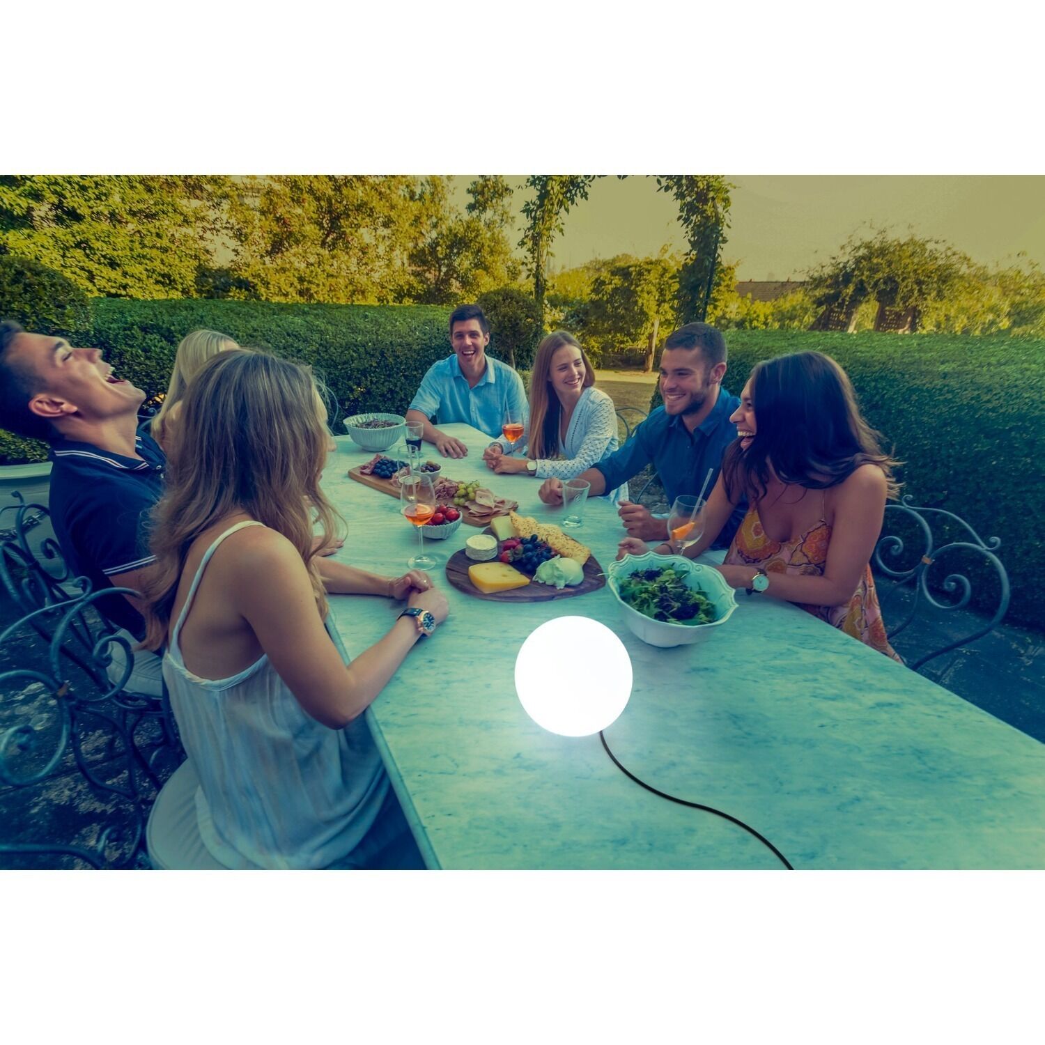 wegeleuchte-aussen-stehleuchte-tori-1x-e27-mit-3w-leuchtmittel-inklusive-weiss-fuer-garten-terrasse-kunststoff-pe-le110882-03 Gruppe Essen, Gartenparty, Tischgedeck, Fruchtplatte, Salat Bowl