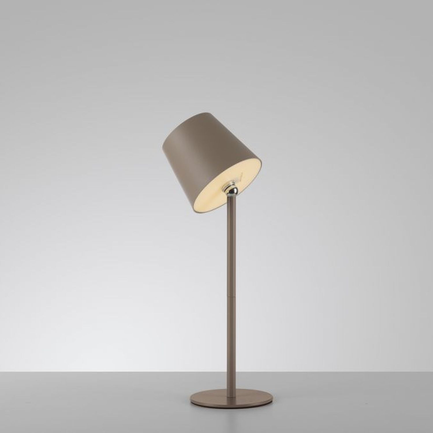 Lampe de table LED rechargeable Sable dimmable Touch 37 cm 2 W