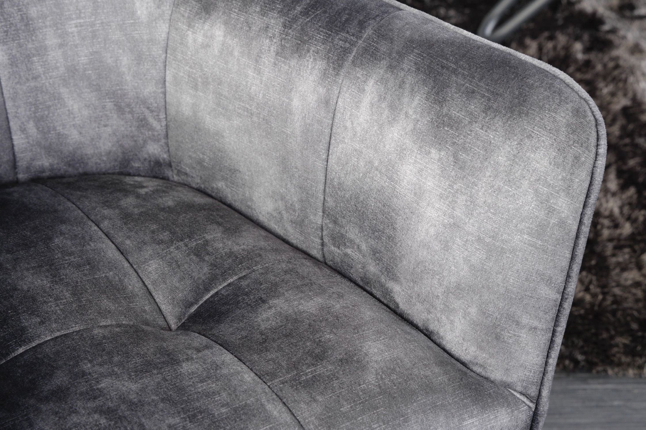 Drehstuhl ohne Rollen Samt Metall in Grau Schwarz mit Armlehne Couch, Mobiliar, Kissen, Dekoration für Zuhause, Stuhl