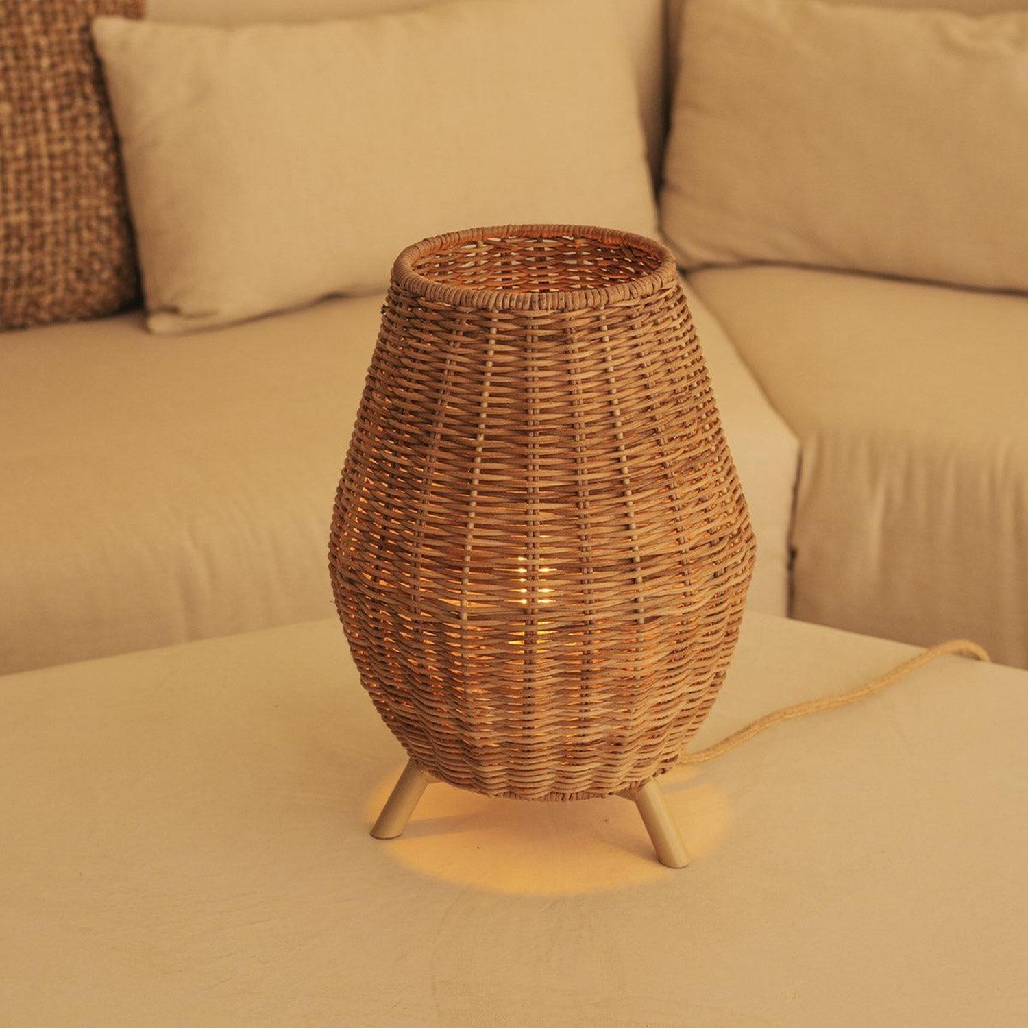 Lampe de table en rotin H : 32,5 cm Trépied naturel E27 FULDE