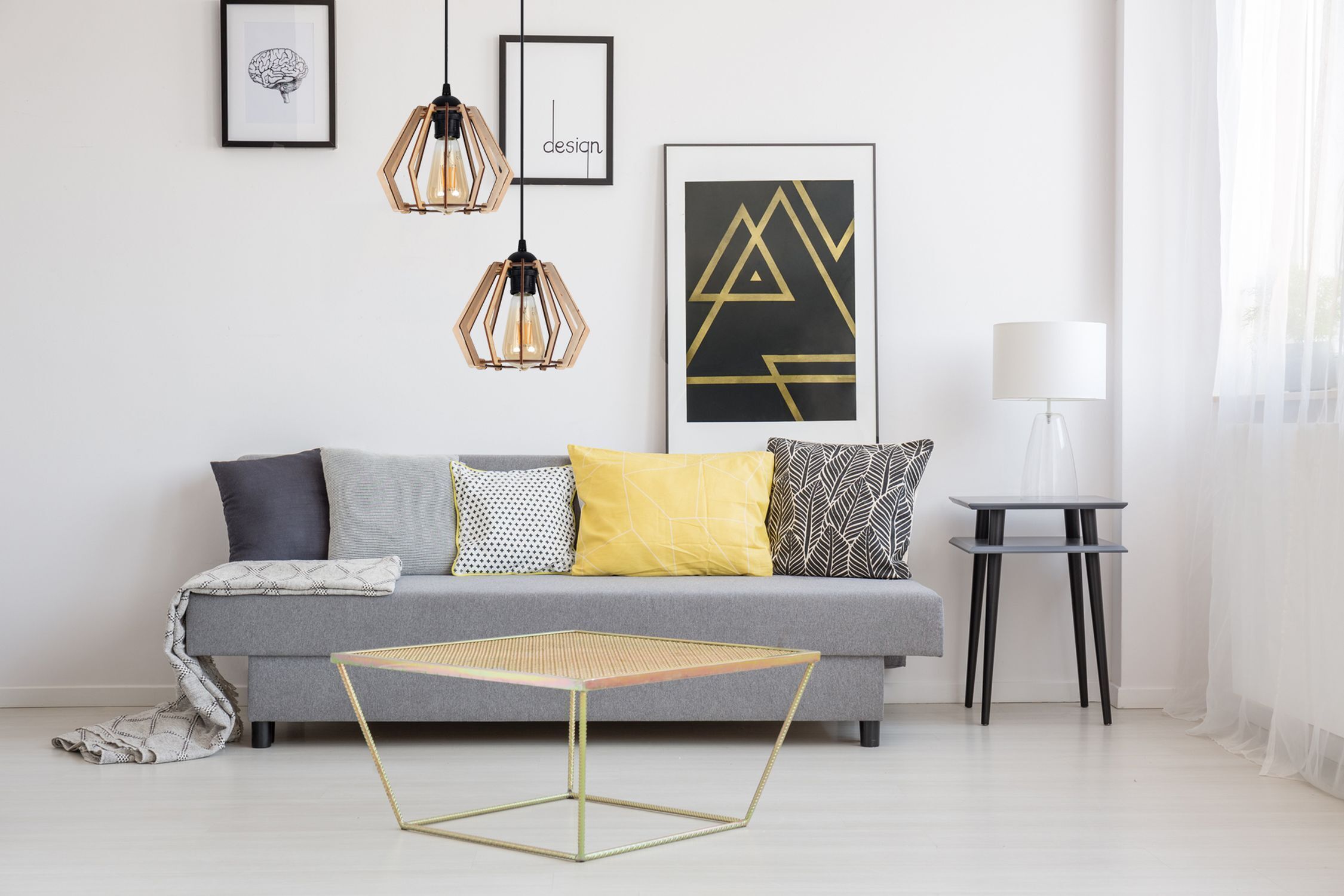 Dekorative Hängelampe Holz E27 35 cm 2-flammig wohnlich sofa, Wohnzimmer, Kissen, Couchtisch, Beleuchtung