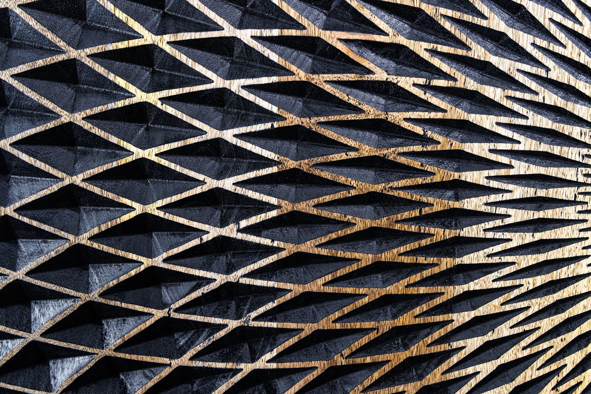 Sideboard Schwarz Gold 177 x 76 cm Ornament Türen Handarbeit Textur, Muster