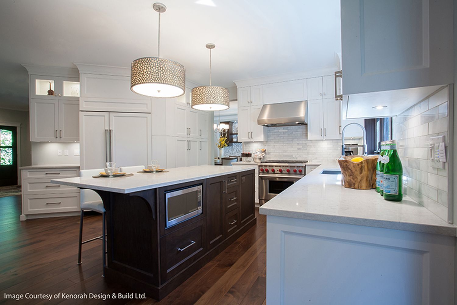 Deckenleuchte Esszimmer in Silber verstellbar ASTILLA Drinnen, Innenarchitektur, Küche, Kücheninsel, Mikrowelle