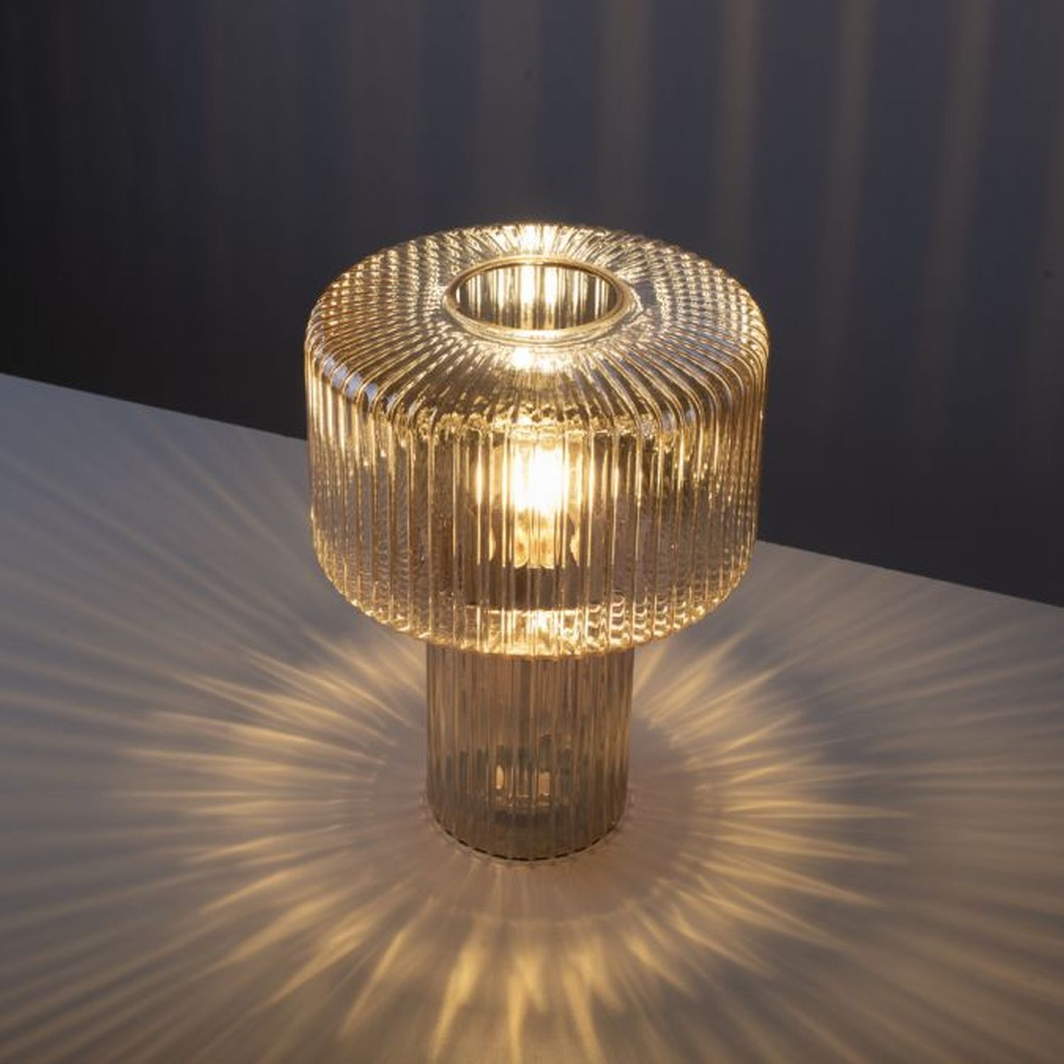 Lampe, Beleuchtung