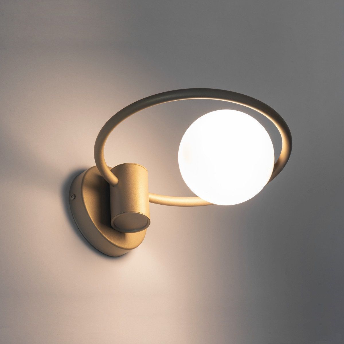 Applique murale moderne or verre sphère L:25 cm G9 faible éblouissement