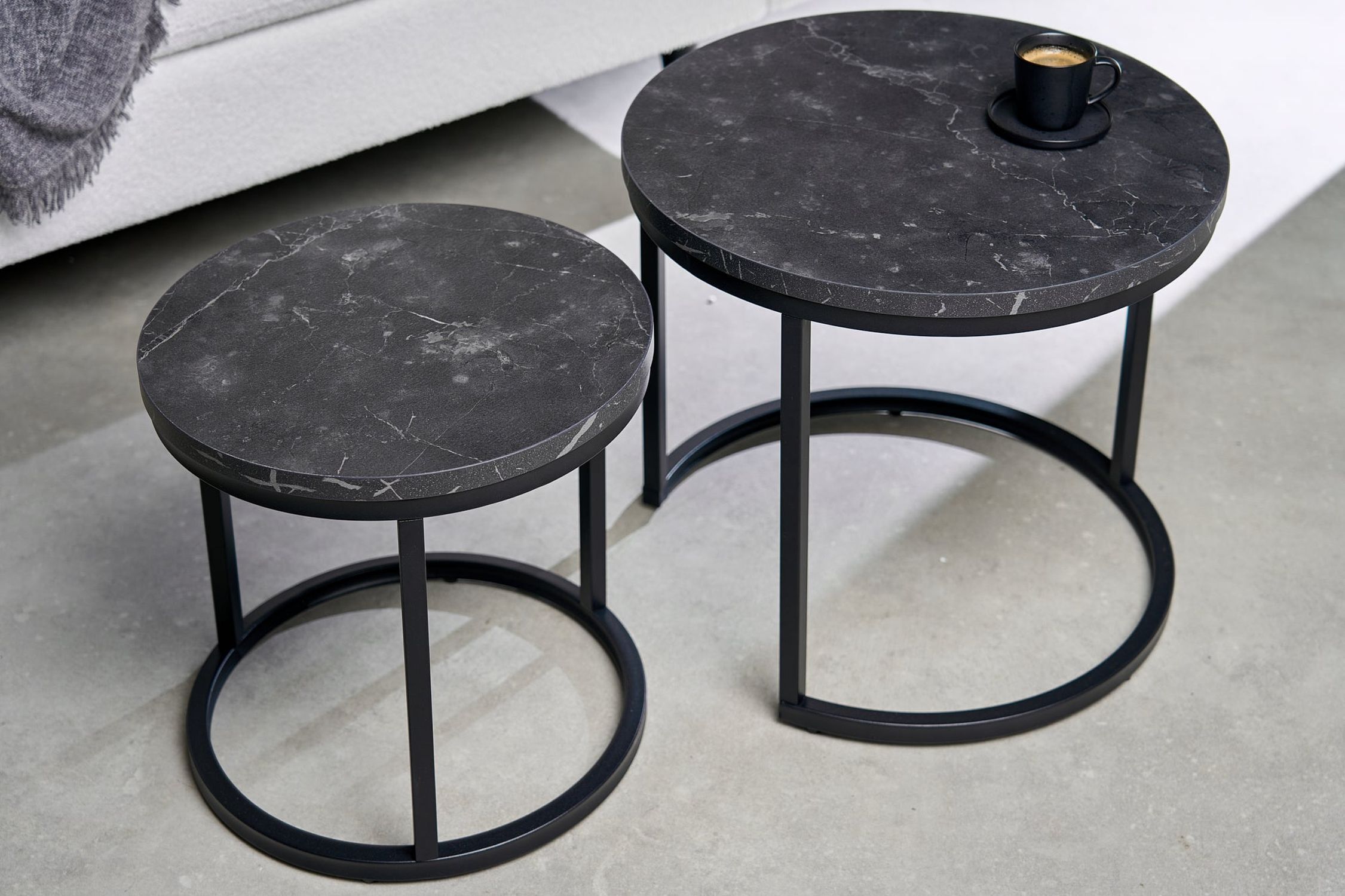 Set de 2 tables d'appoint MDF métal noir rond Moebel, Tabelle, Kaffeetisch, Tischplatte
