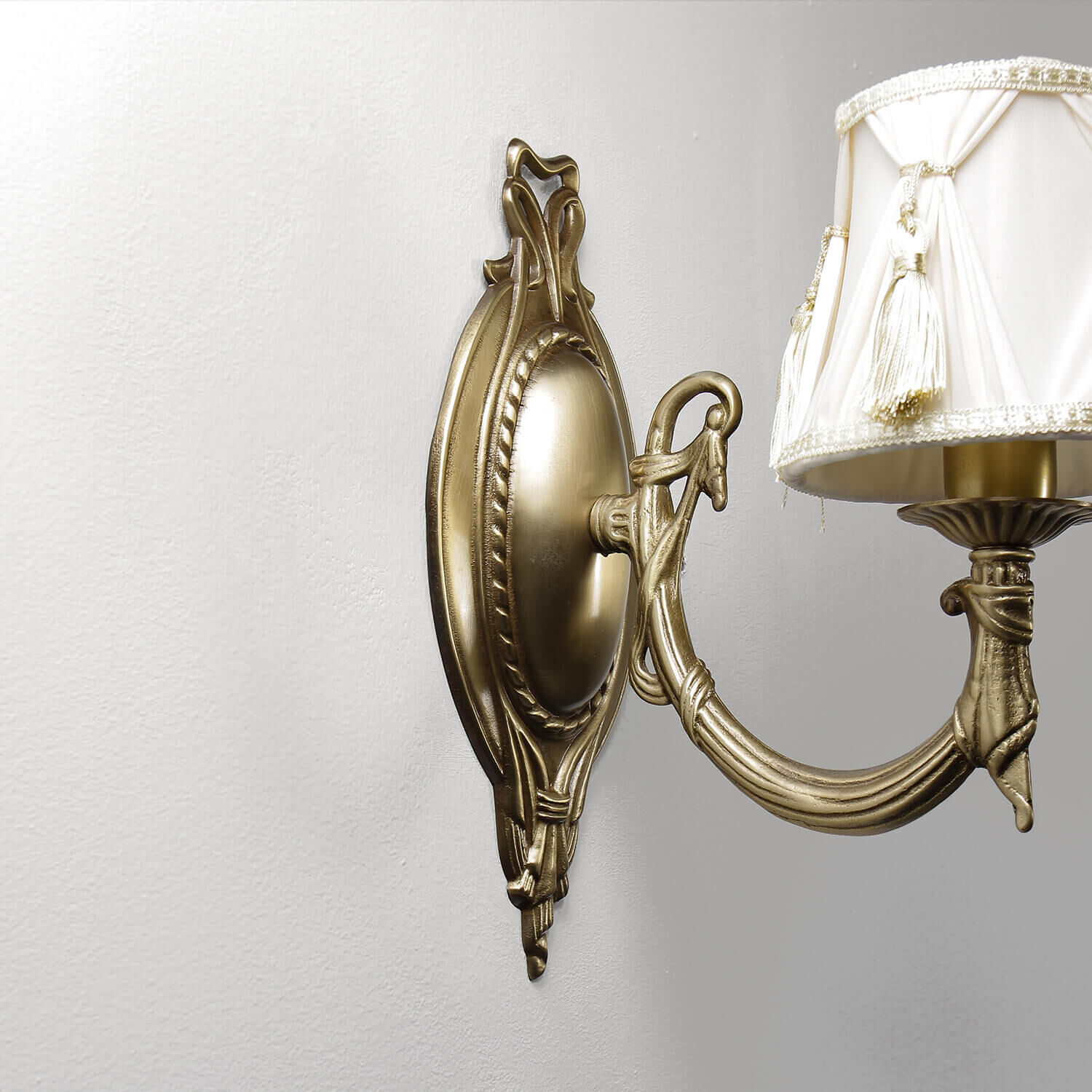 Jugendstil Wandleuchte Wandlampe Weiß Bronze, Lampe