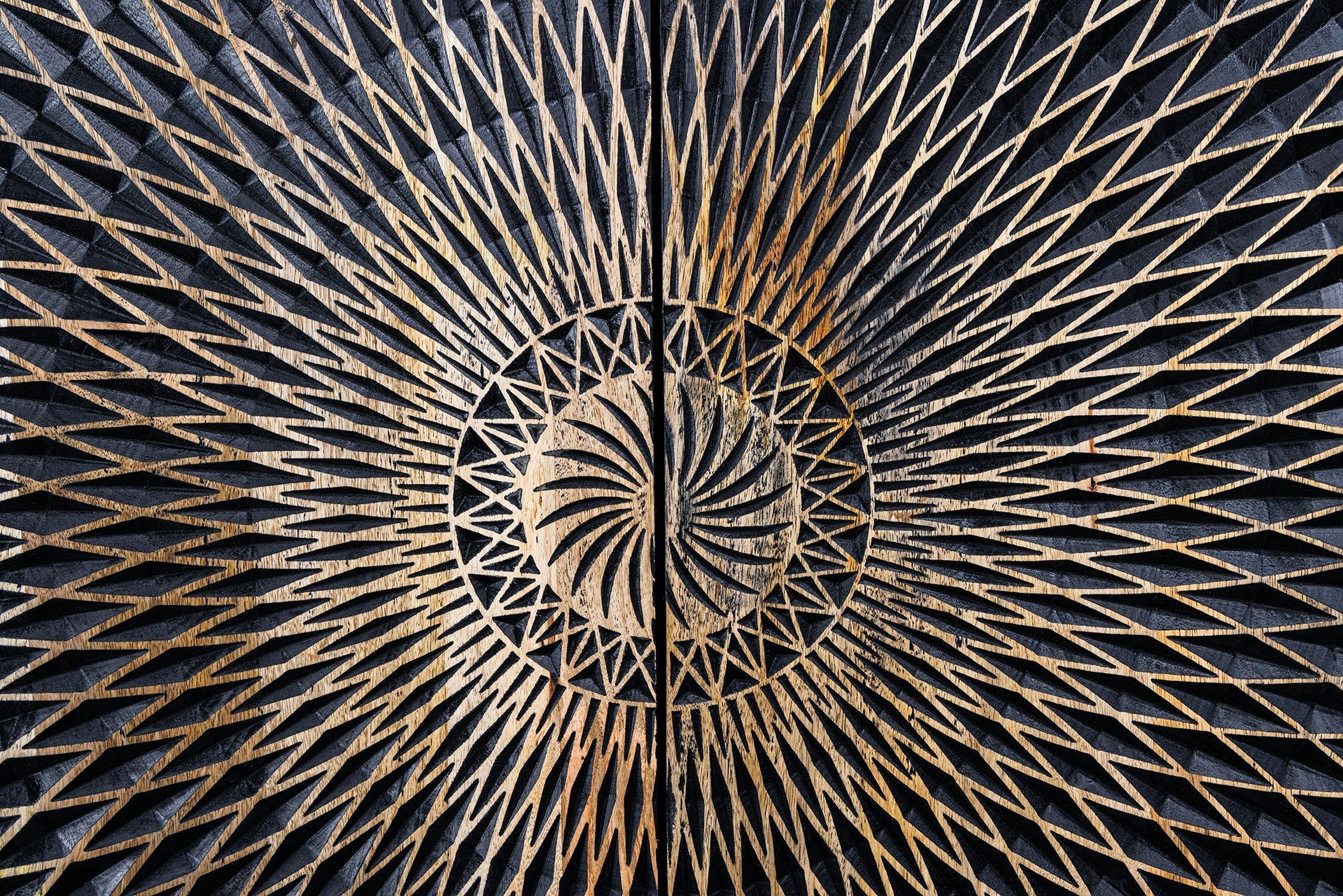 Sideboard Schwarz Gold 177 x 76 cm Ornament Türen Handarbeit Muster, Kunst