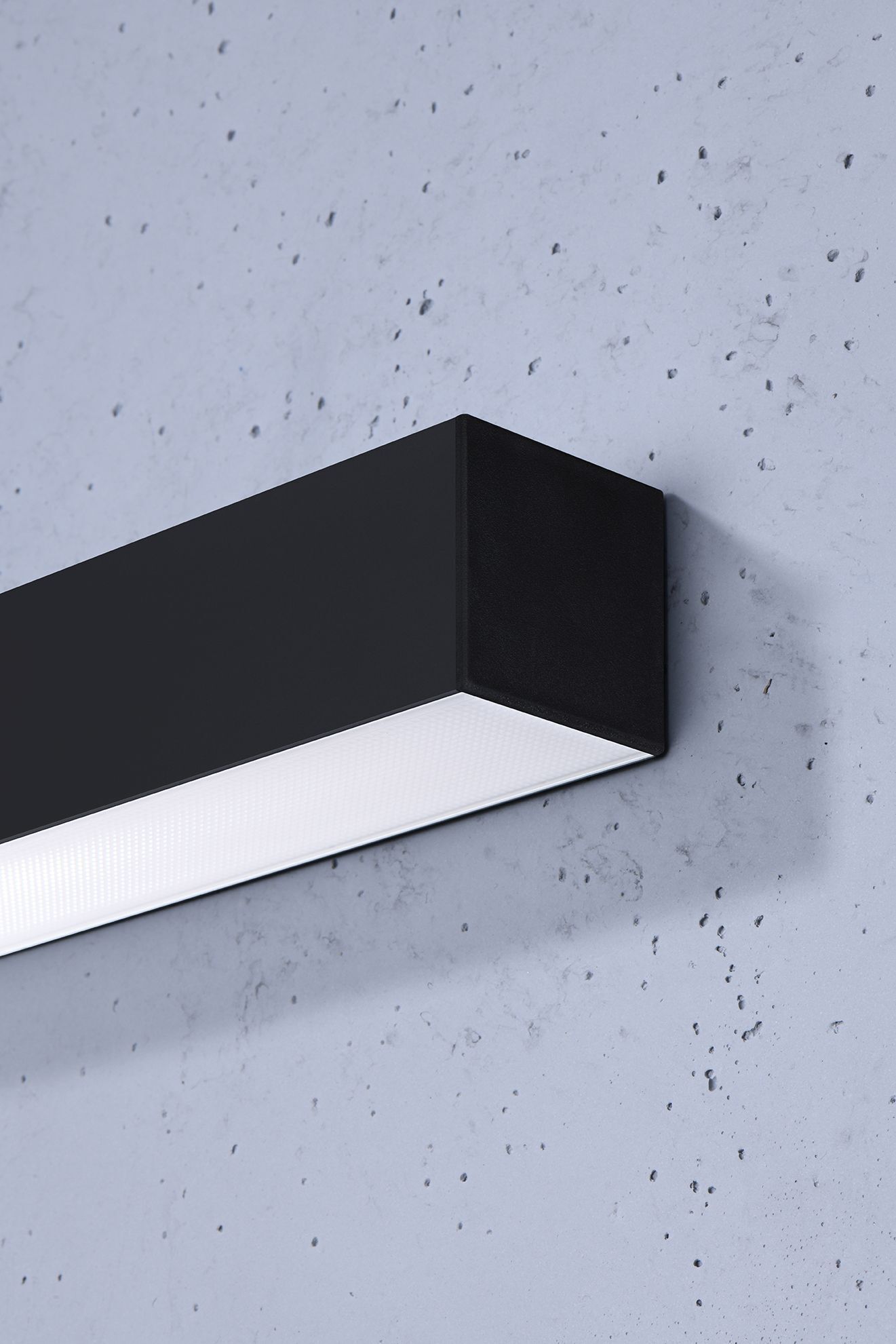 LED Wandleuchte hell 150 cm Downlight Schwarz blendarm