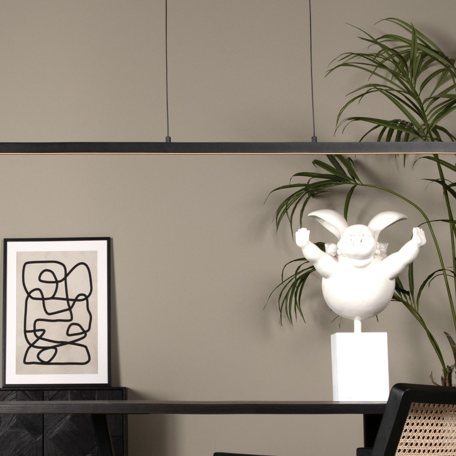 Topfpflanze, Innenarchitektur, Mobiliar, Mauer, Tabelle