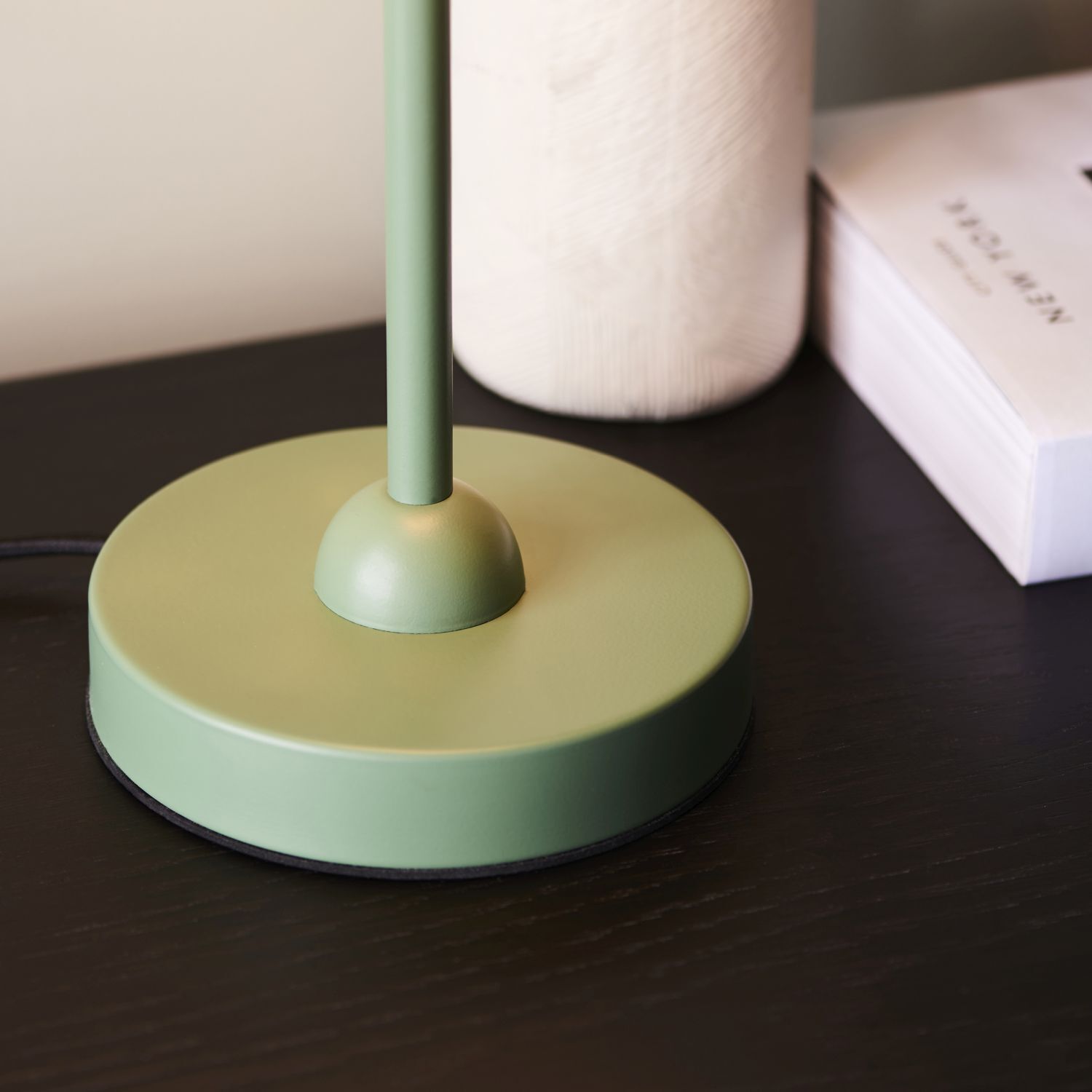 Lampe champignon métal 41 cm de haut vert menthe E14 Bauhaus