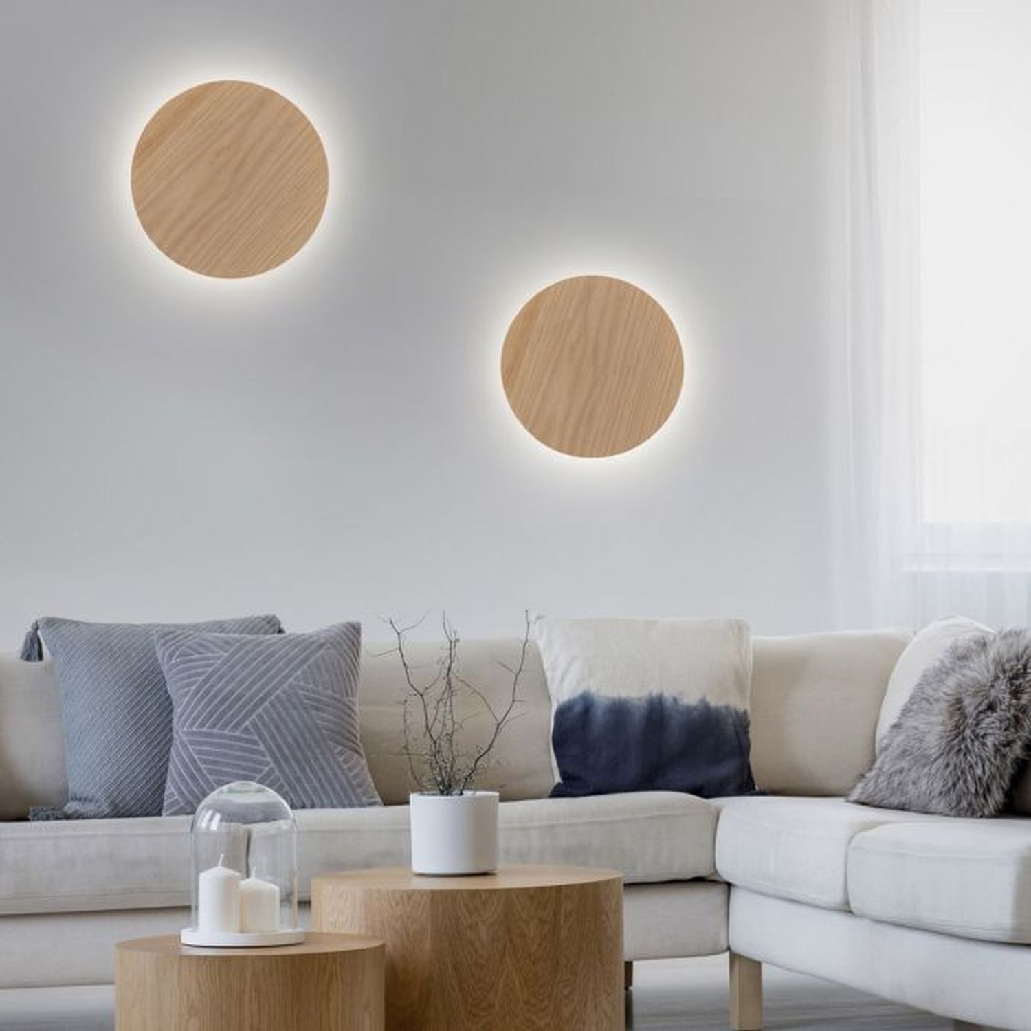 Dimmbare LED Akku Wandlampe Fernbedienung Eichenholz Innenarchitektur, Inneneinrichtung, Couch, Kissen, Wohnzimmer