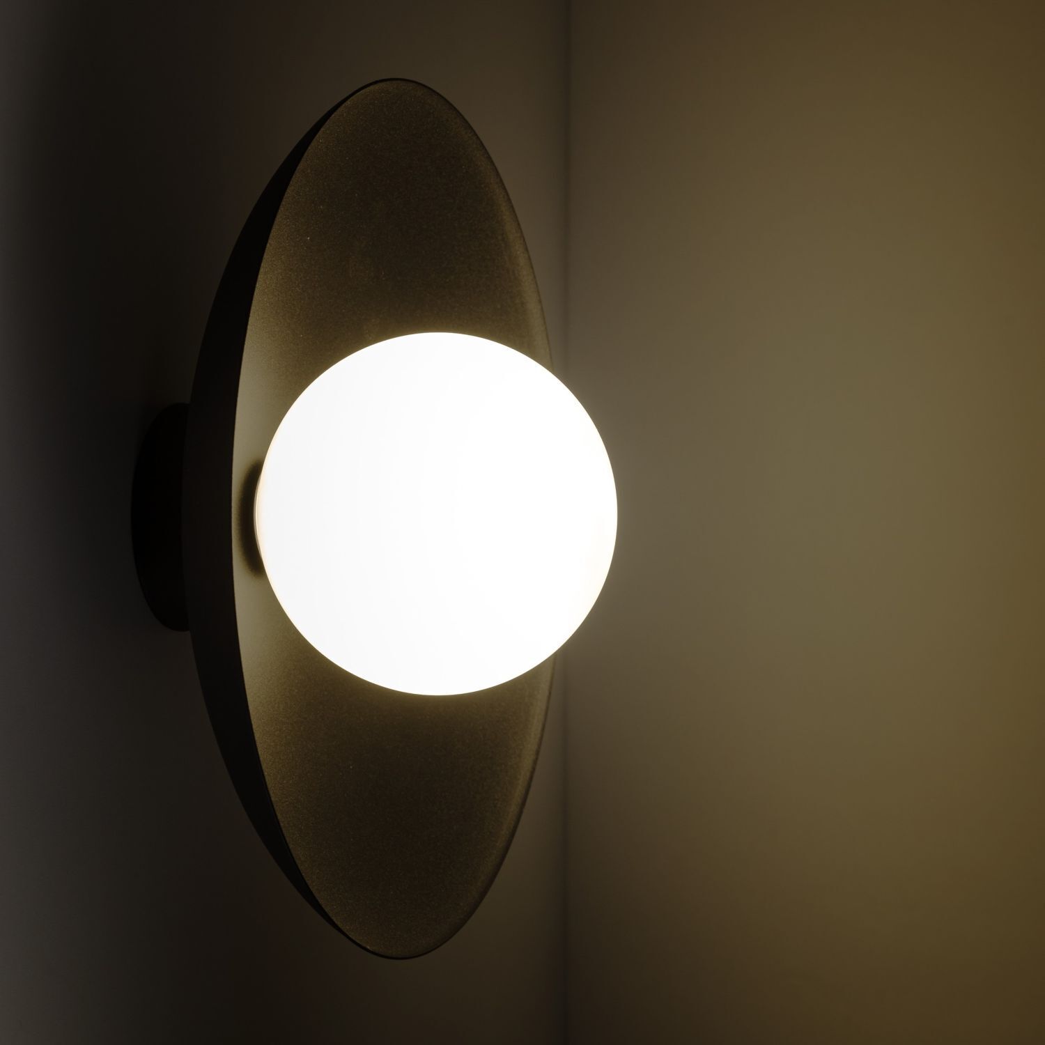 Blendarme Wandlampe Schwarz Metall Glas G9 Ø28 cm Lampe, Lampenschirm