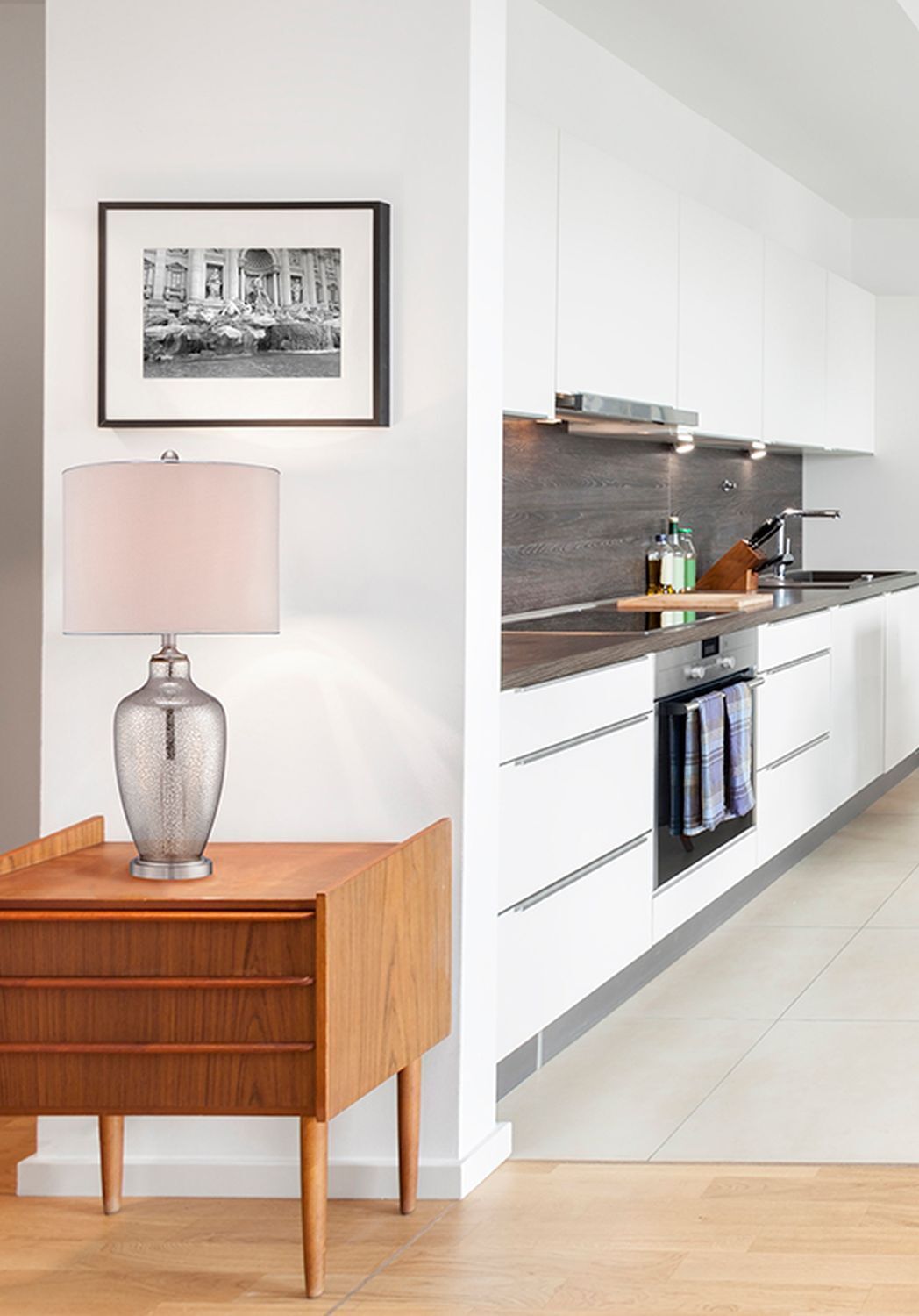 Tischleuchte SASAR Creme Silber H:75cm Ø38cm Lampe Drinnen, Innenarchitektur, Anrichte, Küche, Lampe