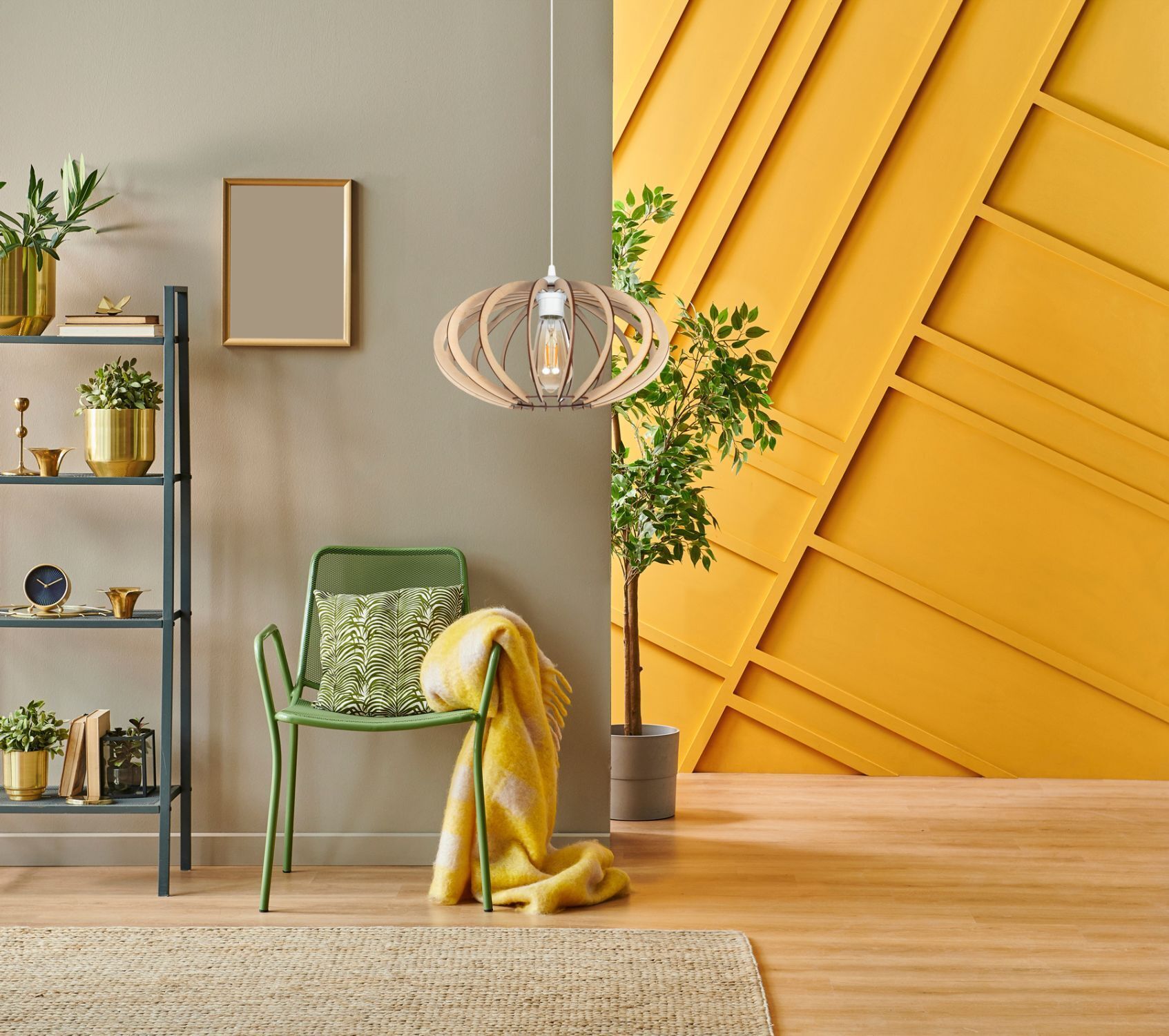 Dekorative Hängelampe Holz E27 Ø35 cm rund in Weiß Interior, Lampe, Stuhl, Pflanze, Regal