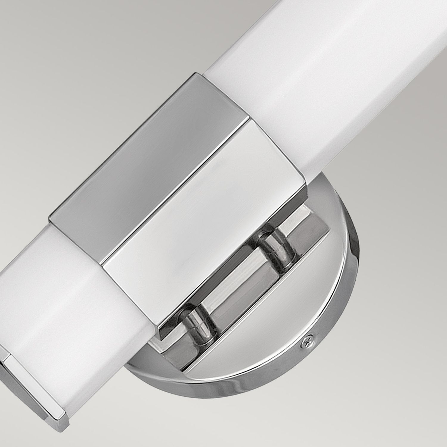 Applique LED salle de bain IP44 35,6 cm de haut Abat-jour en verre