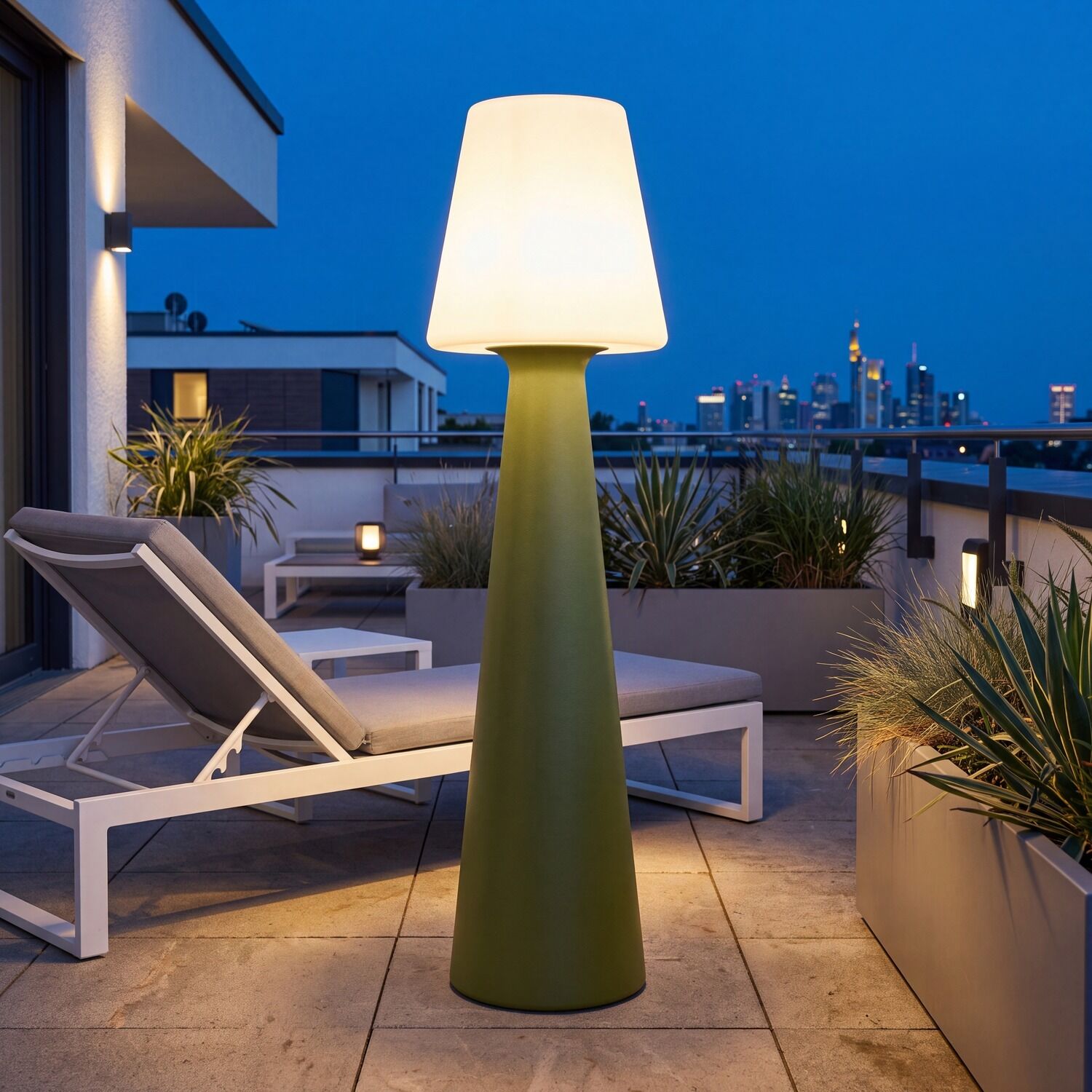 wegeleuchte-kabellose-und-akku-leuchte-moderne-led-aussenleuchte-sora-1x-led-mit-10w-leuchtmittel-inklusive-olivgruen-weiss-lele141790-01 Außenlampe, Pflanzkübel, Terrassengestell, Licht, Wohnaccessoire