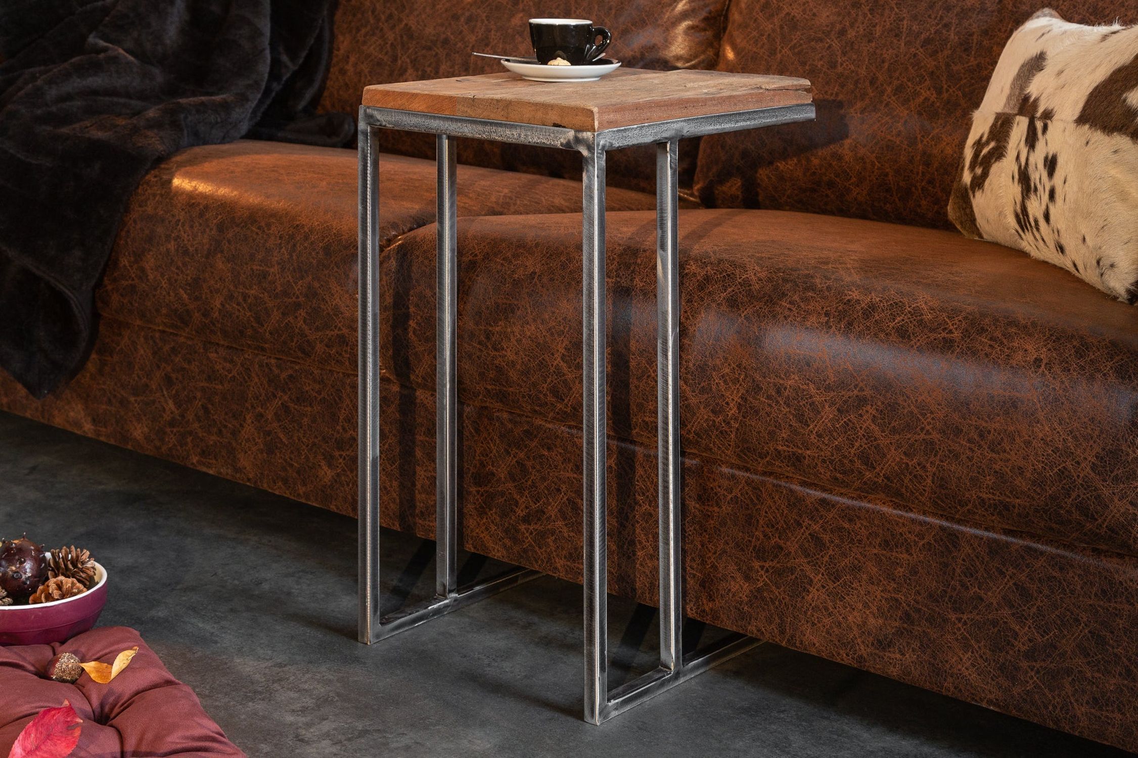 Set de 2 tables d'appoint en bois recyclé et en métal, fabrication artisanale Moebel, Tabelle, Couch, Kaffeetisch, Tischplatte