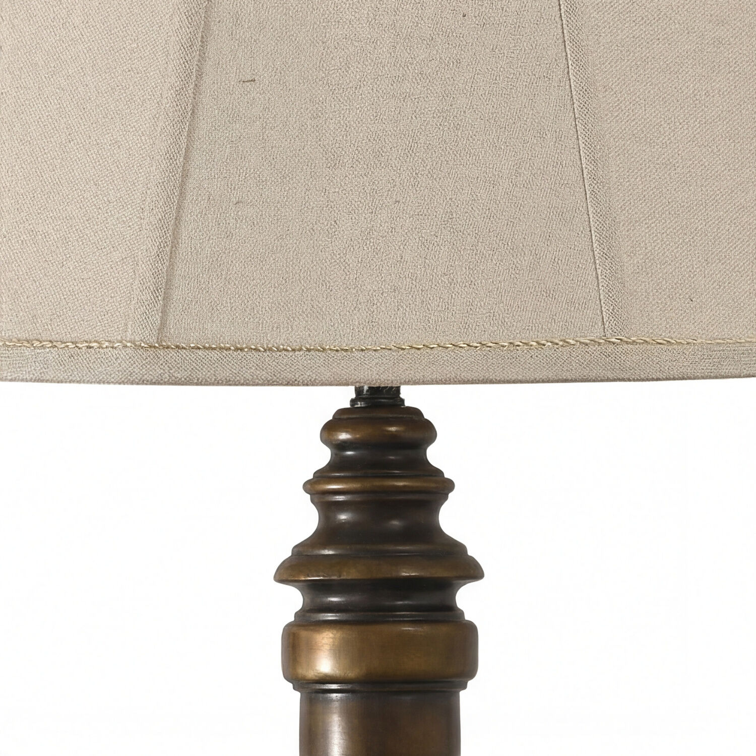 stehleuchte_stehlampe_helissent_1_flammig_bronze_antik_beige_klassisch_04 Tischlampe, Lampenfuß, Beige Schirm, Holzsockel, Vintage Stil