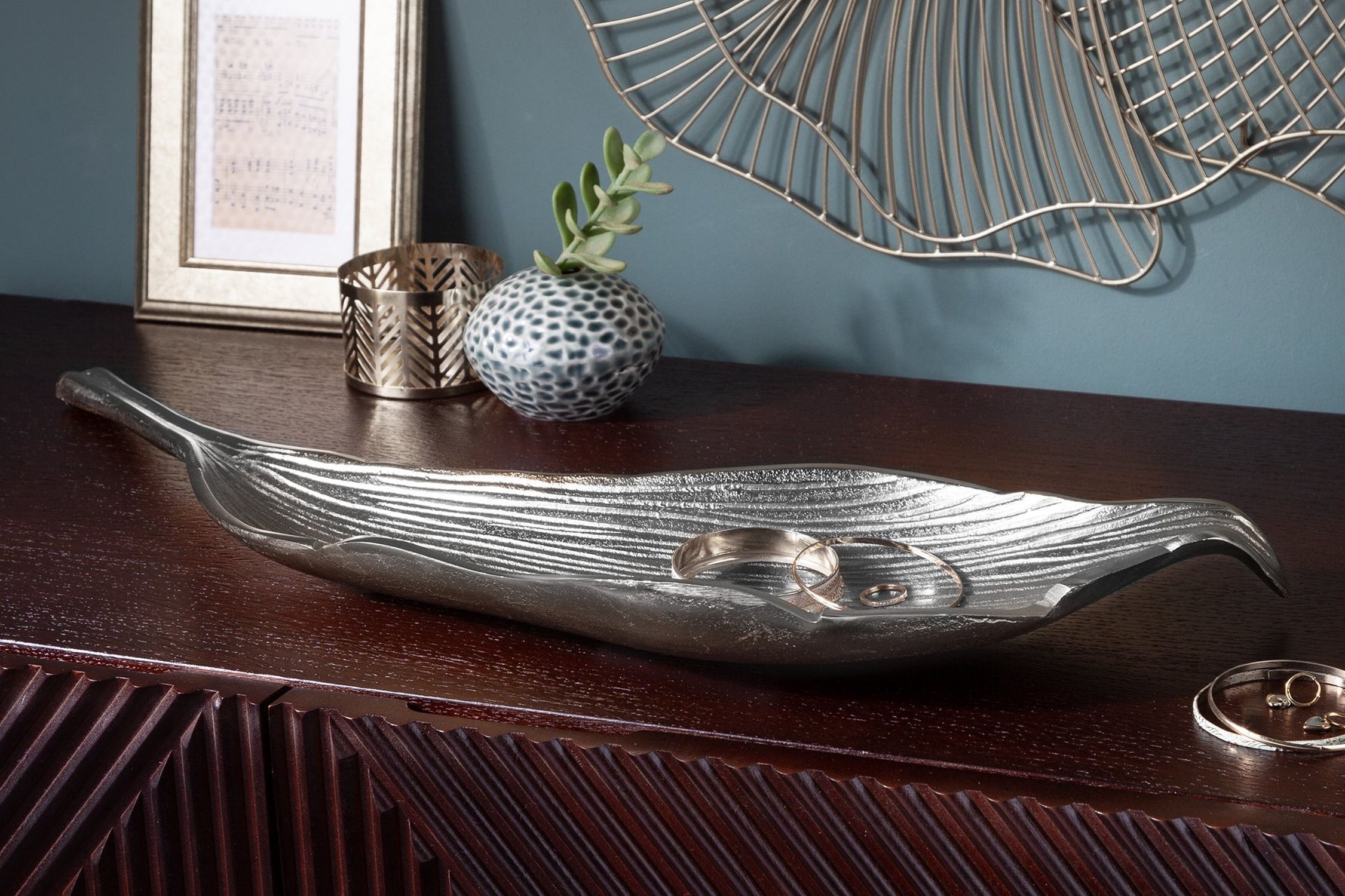 Coupe décorative en métal L : 64 cm en argent Feuille Design Travail manuel