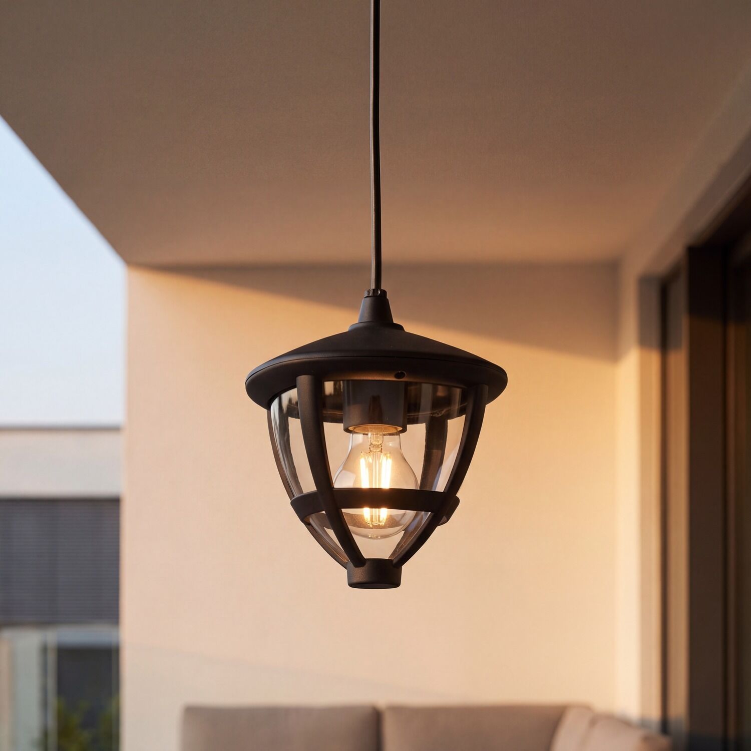 hängelampe, pendelleuchte, glühbirne, metallrahmen, außenbereich lighting