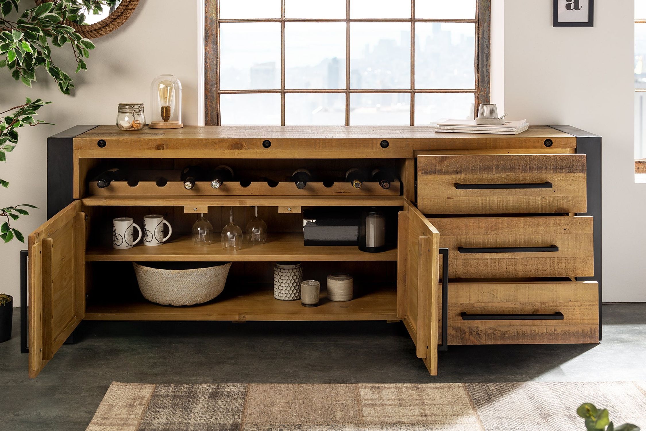 Großes Sideboard Holz Eisen 195 cm breit Industrial Design Moebel, Anrichte, Innenarchitektur, Holz, Tasse