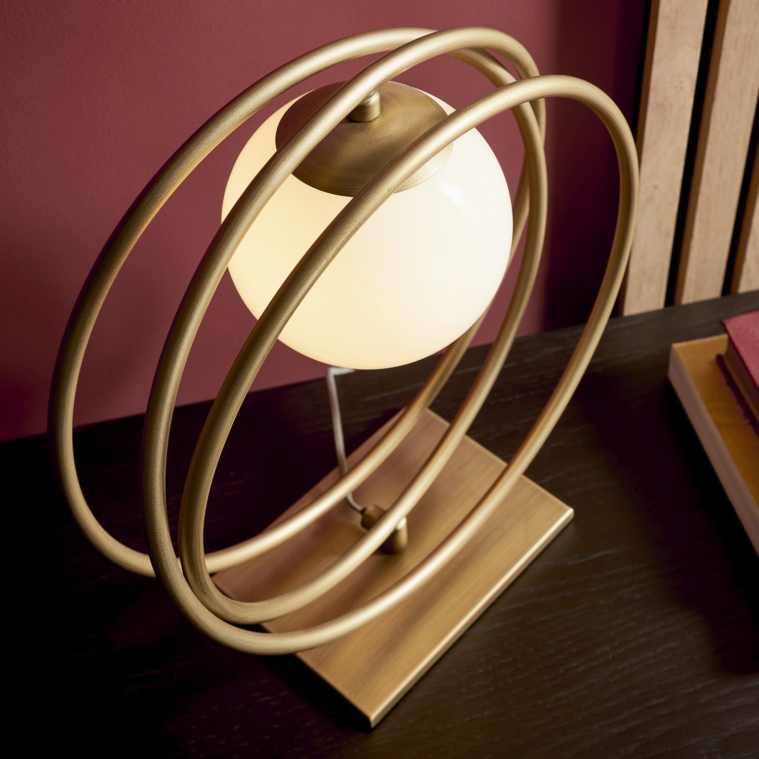 Tischleuchte Glas Metall 31 cm hoch in Gold Weiß