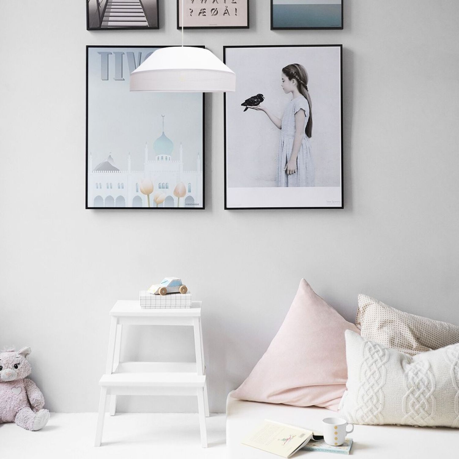 Weiße Hängeleuchte blendarm Stoff wohnlich B:45 cm E27 Kinderzimmer, Wanddekoration, Bilderset, Pappe, Spielzeug