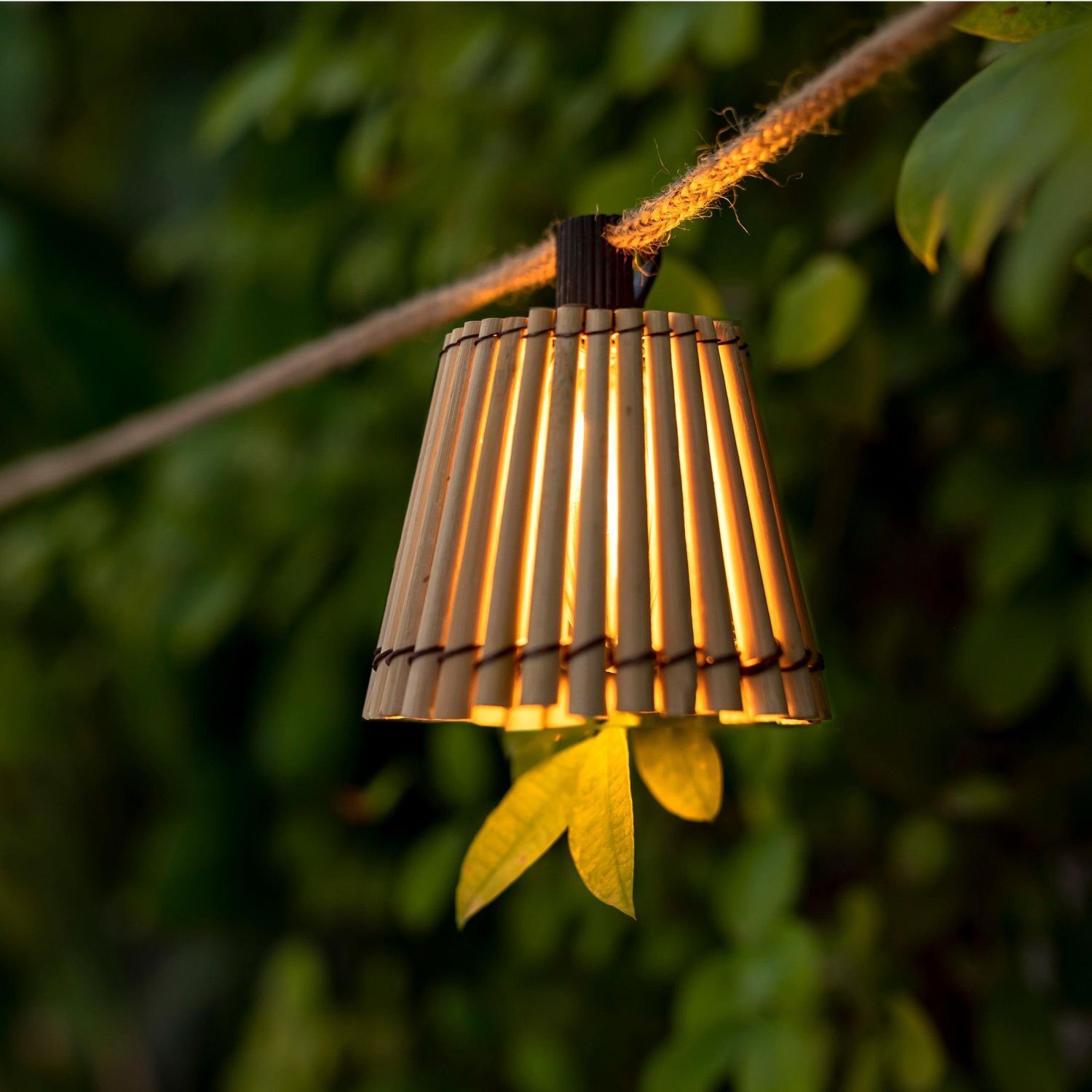 LED Solarlichterkette 5m lang IP44 2200 K Bambus Schirme Lampe, Lampenschirm