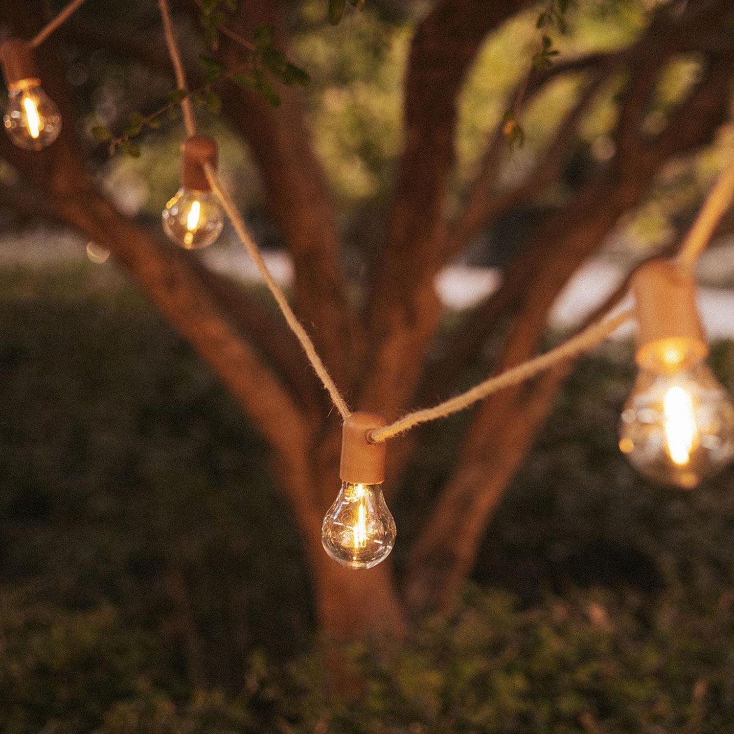 LED Außenlichterkette 5m 10x E27 IP44 2700 K mit Stecker Licht