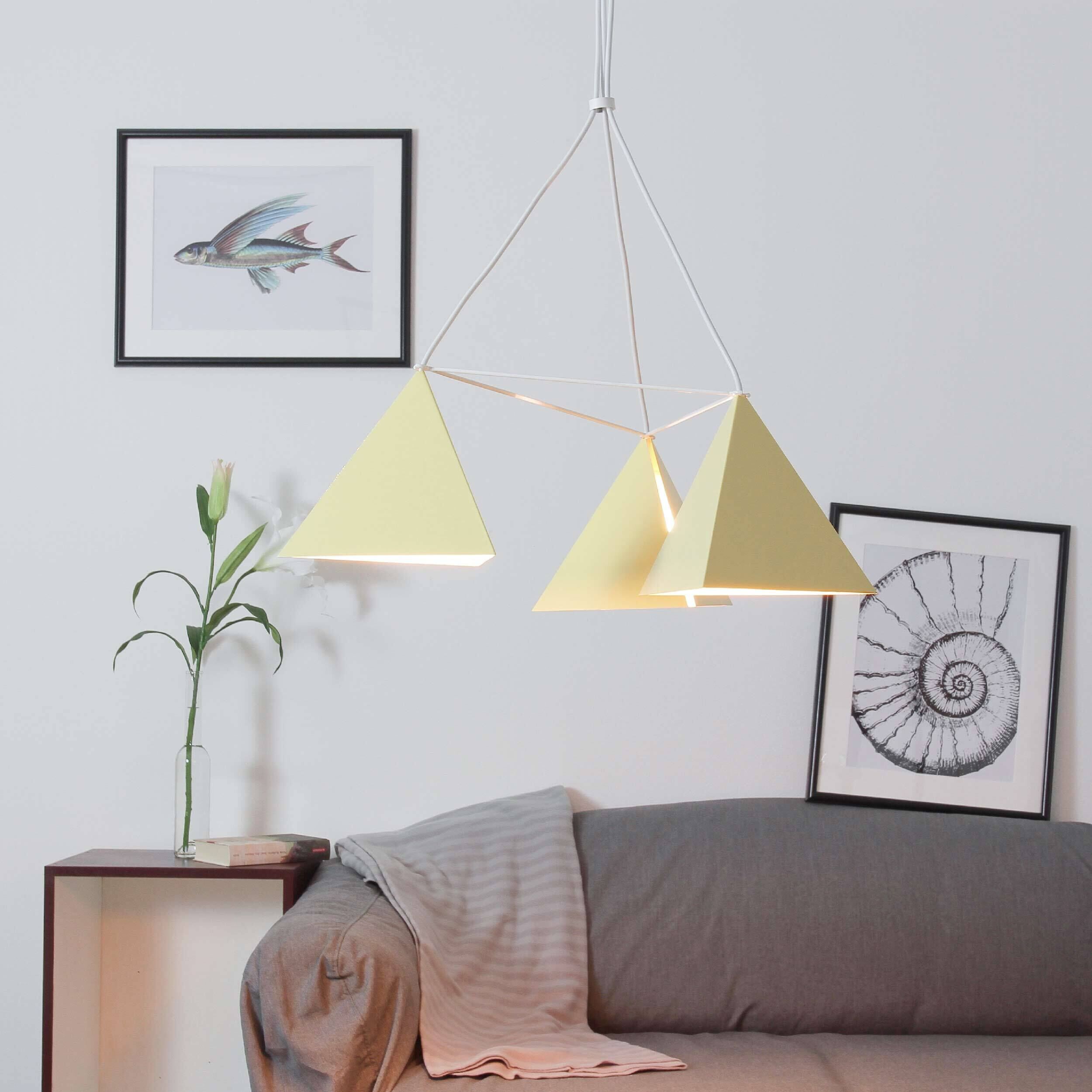 Moderne Pendelleuchte in Gelb