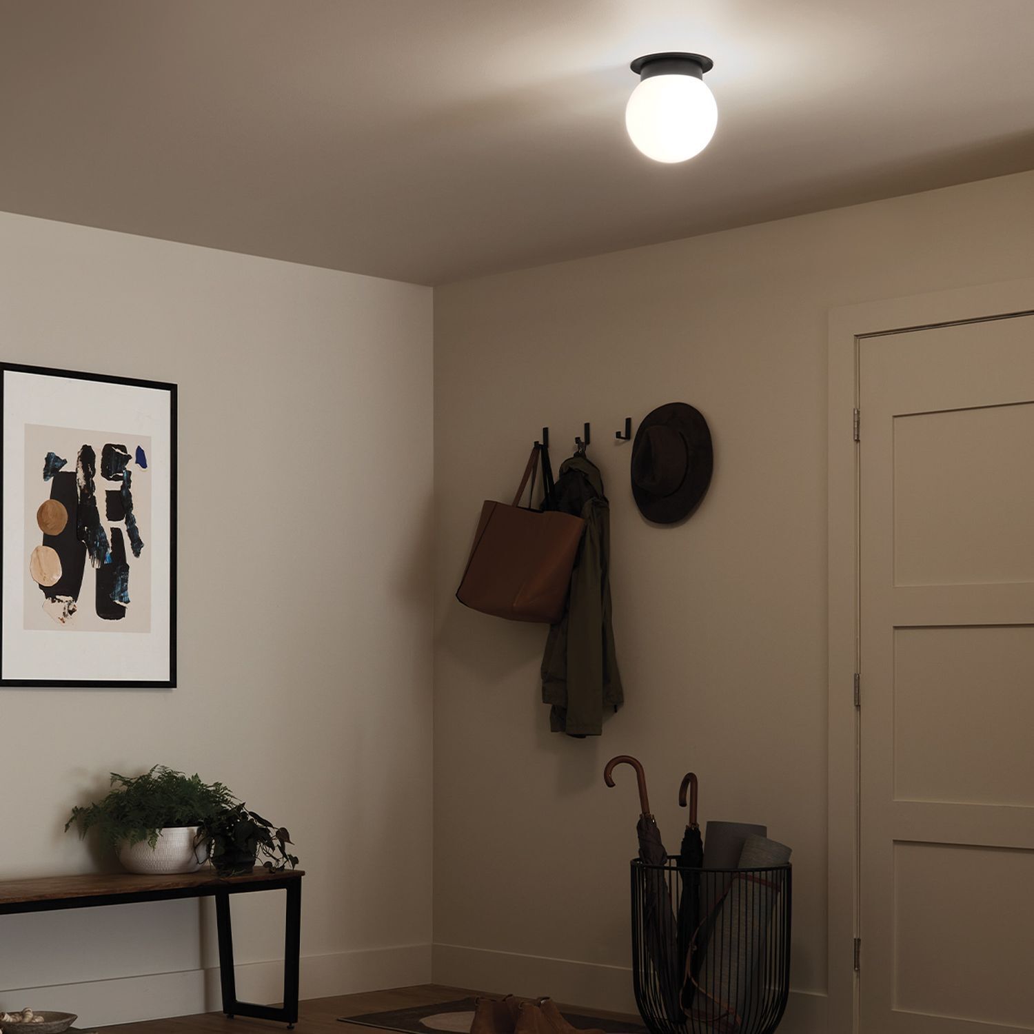 Innenarchitektur, Leuchte, Gemälde, Handtasche, Lampe