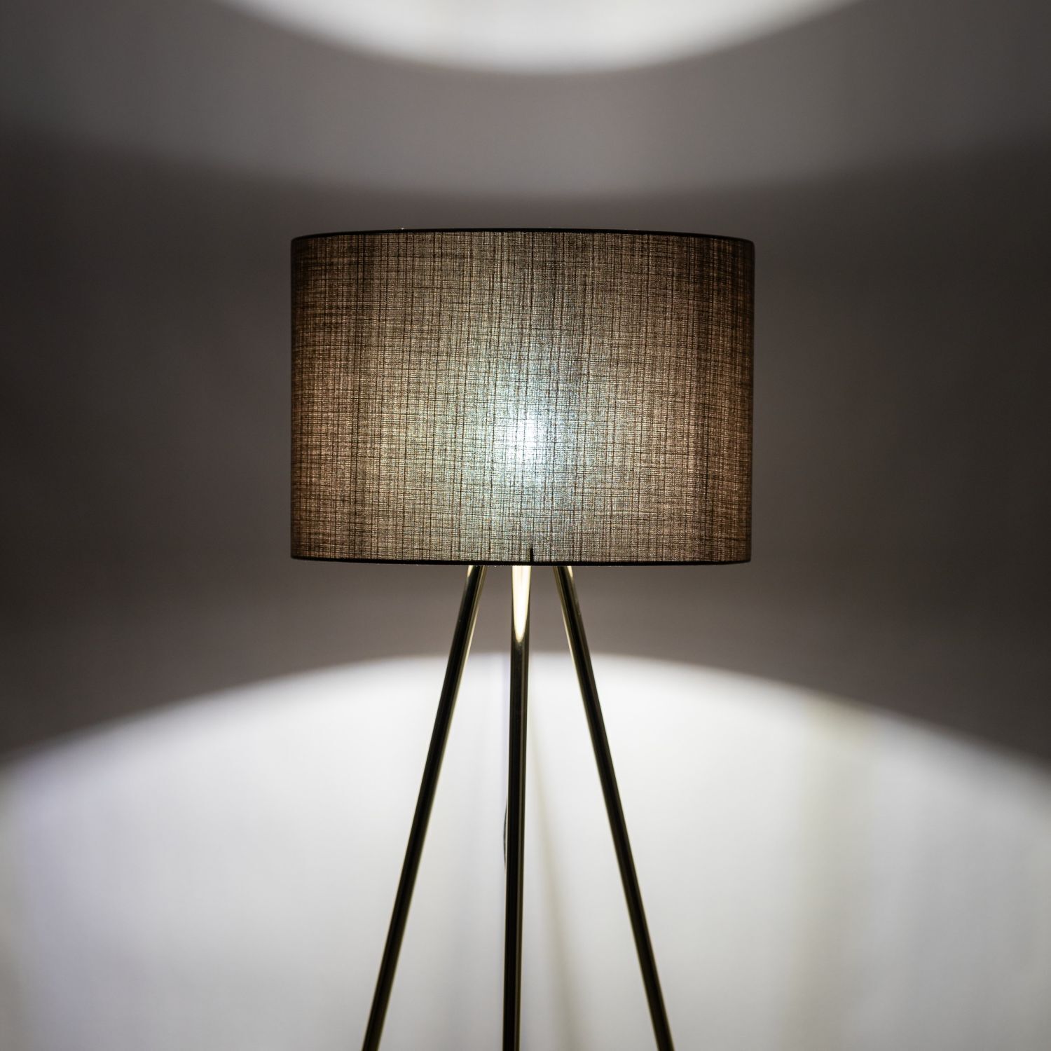 Stehleuchte Dreibein 160 cm Stoff Metall in Gold Braun E27 Lampe, Lampenschirm