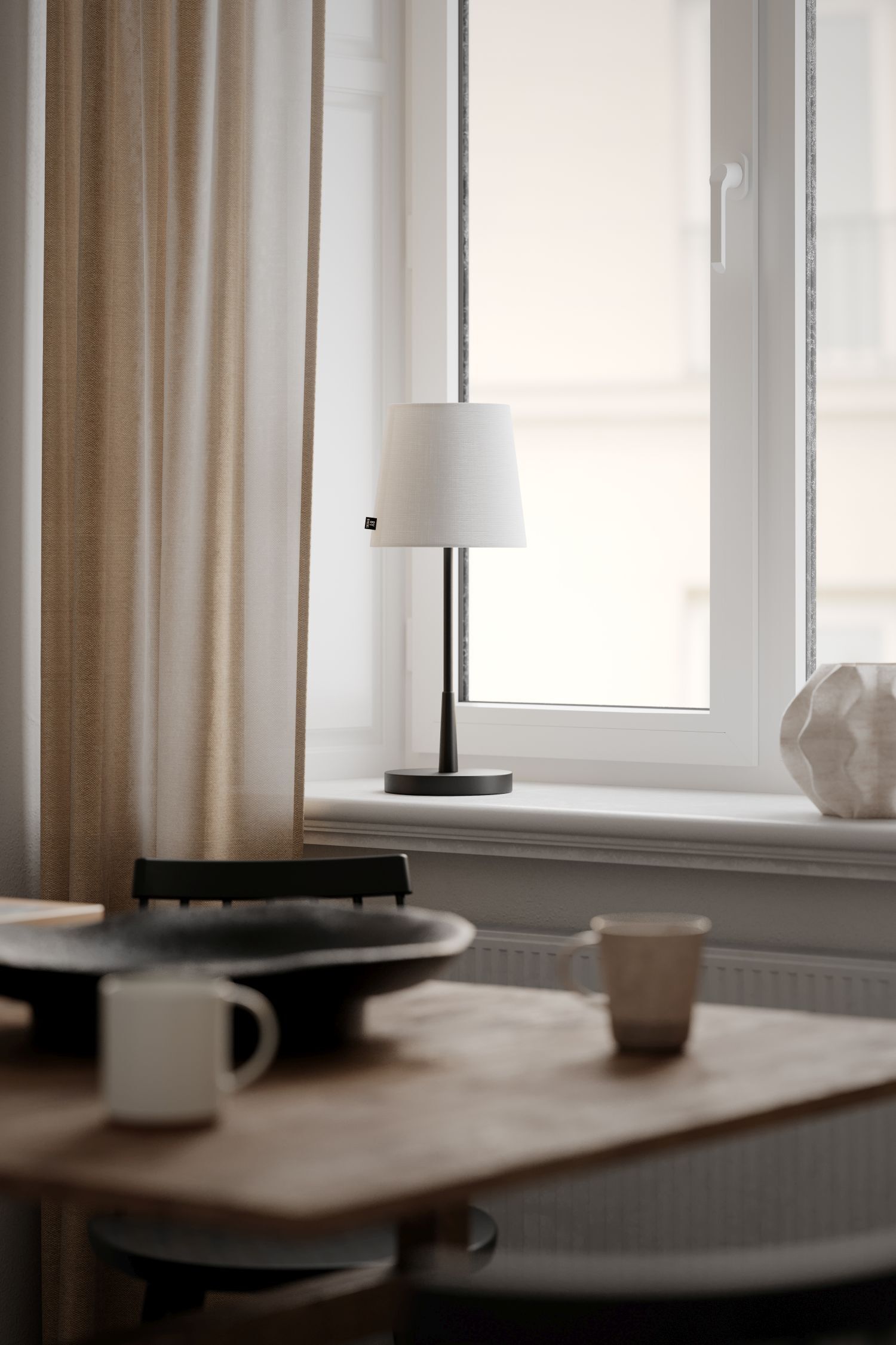 Lampe, Tasse, Fenster, Fensterbank, Tischplatte