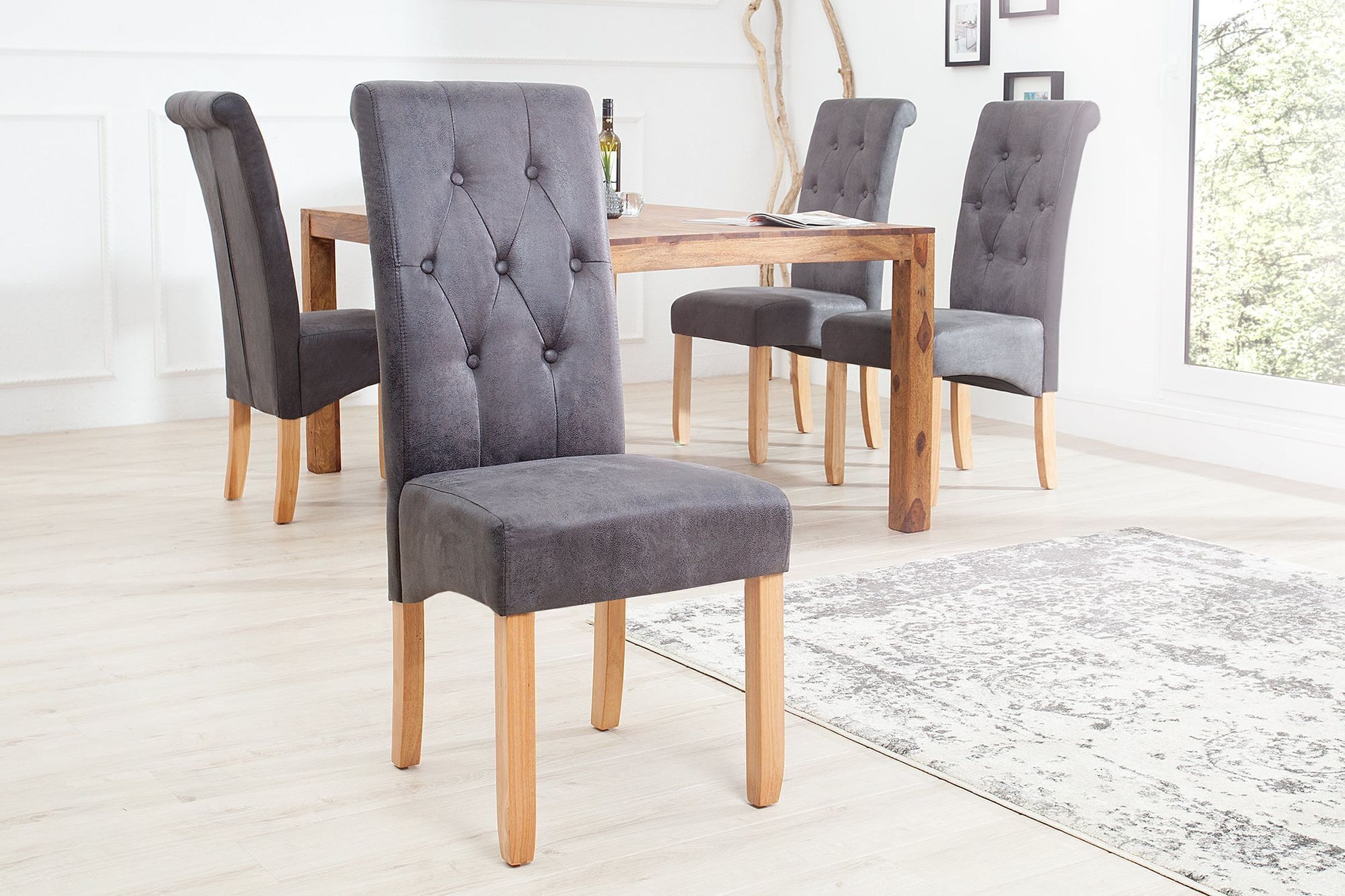 Moebel, Stuhl, Esstisch, Esszimmer, Gemälde