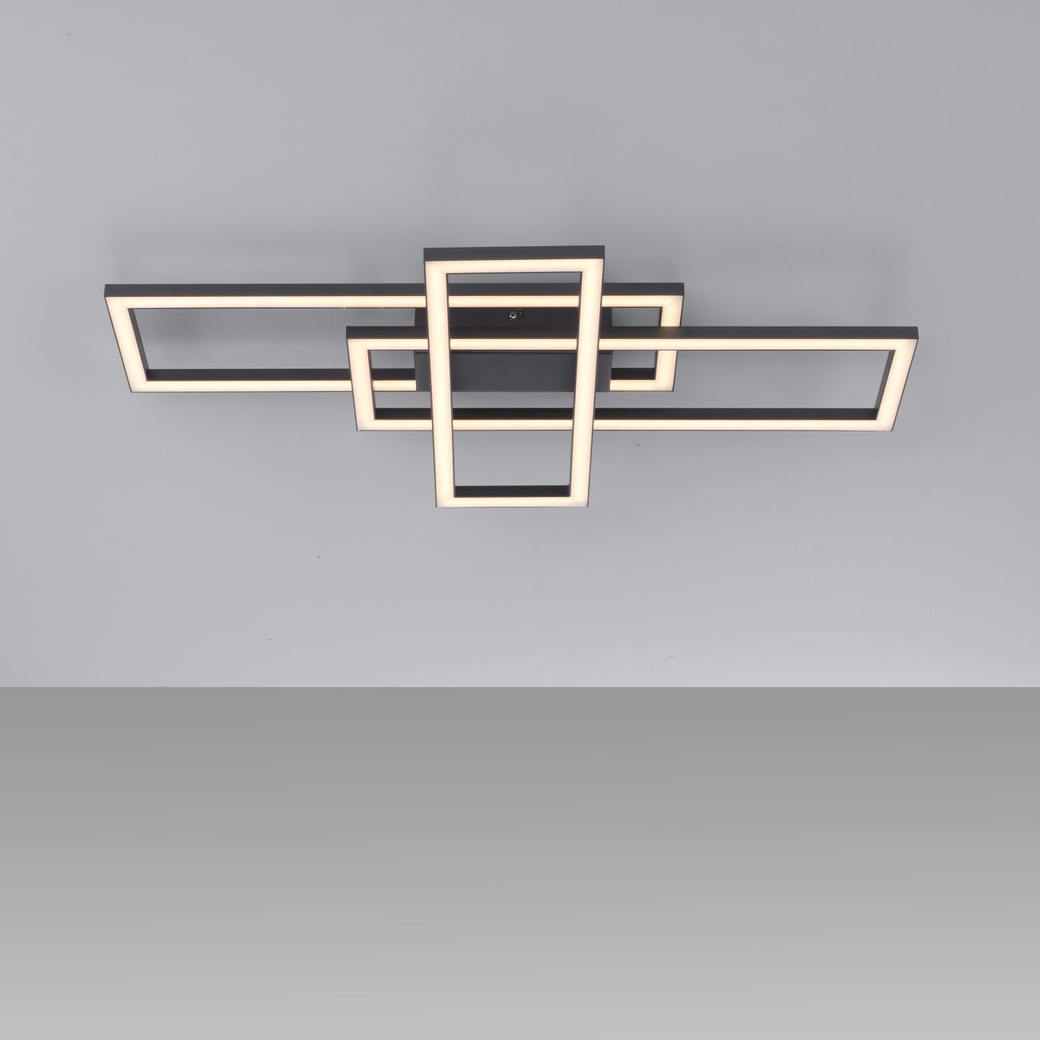 Dimmbare LED Deckenleuchte Schwarz 19 W 3000 K drehbar Kühlergrill, Regal