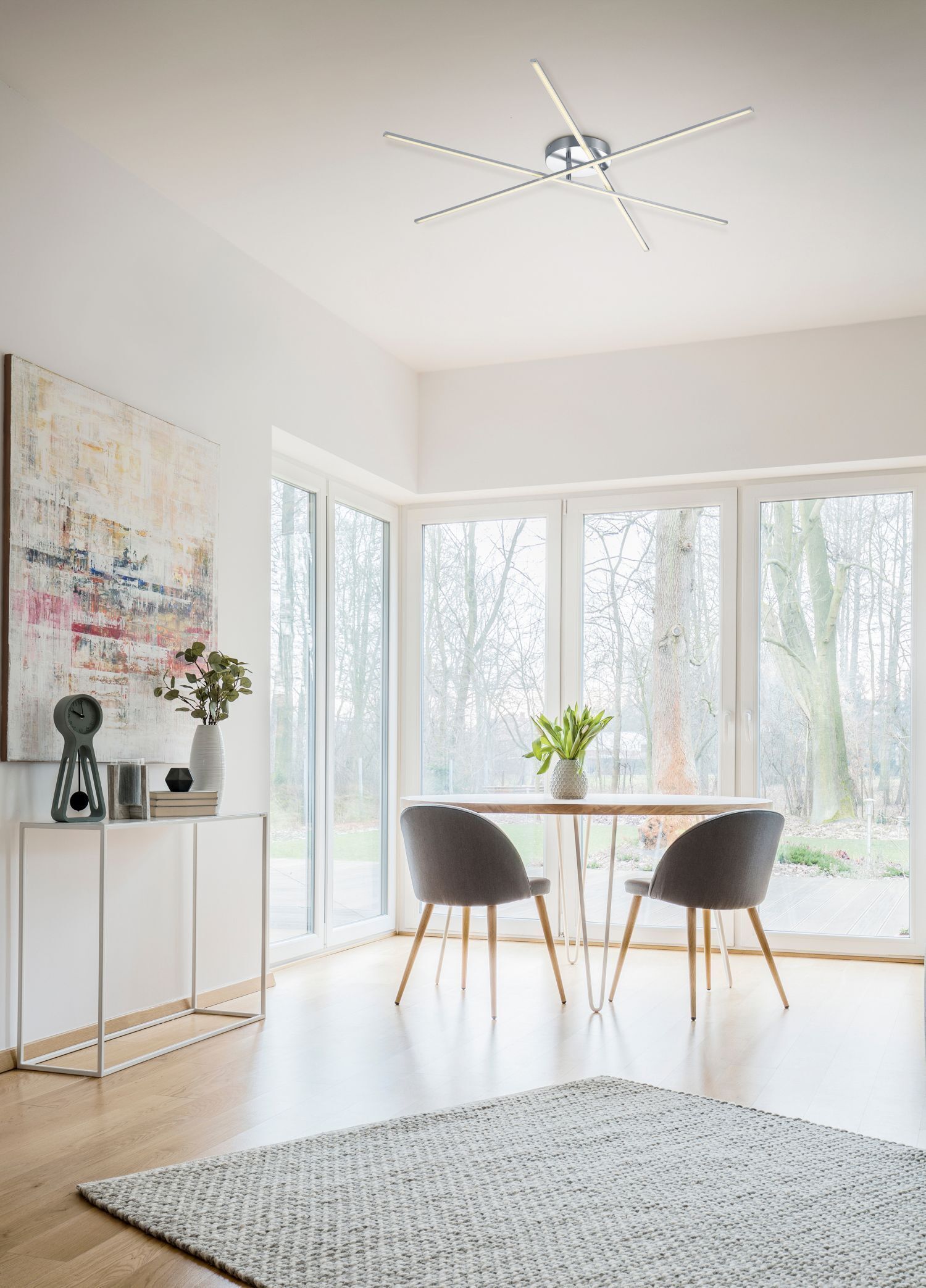 Tabelle, Dekoration für Zuhause, Deckenventilator, Fenster, Innenarchitektur