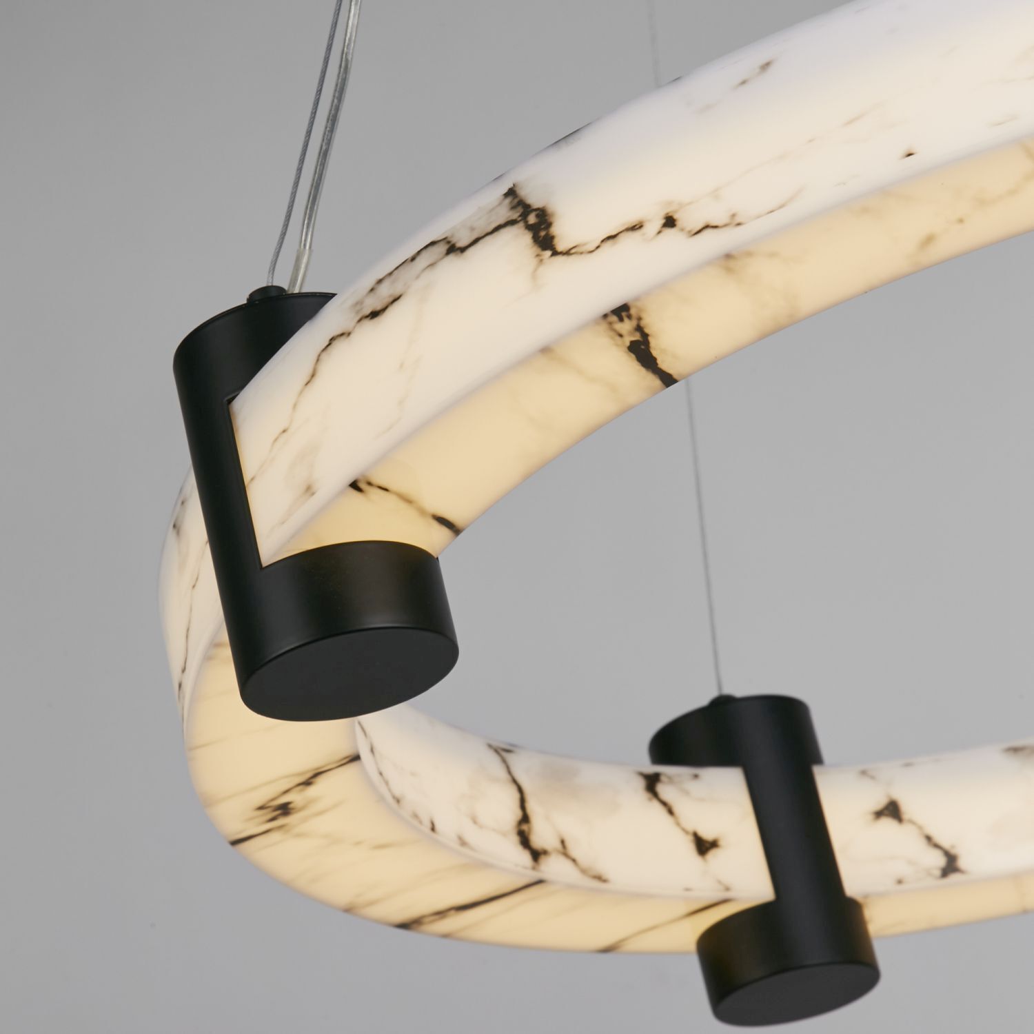 Runde LED Pendelleuchte Metall Harz Ring B:60,5 cm 29 W Runde LED Pendelleuchte Metall Harz Ring B:60,5 cm 29 W