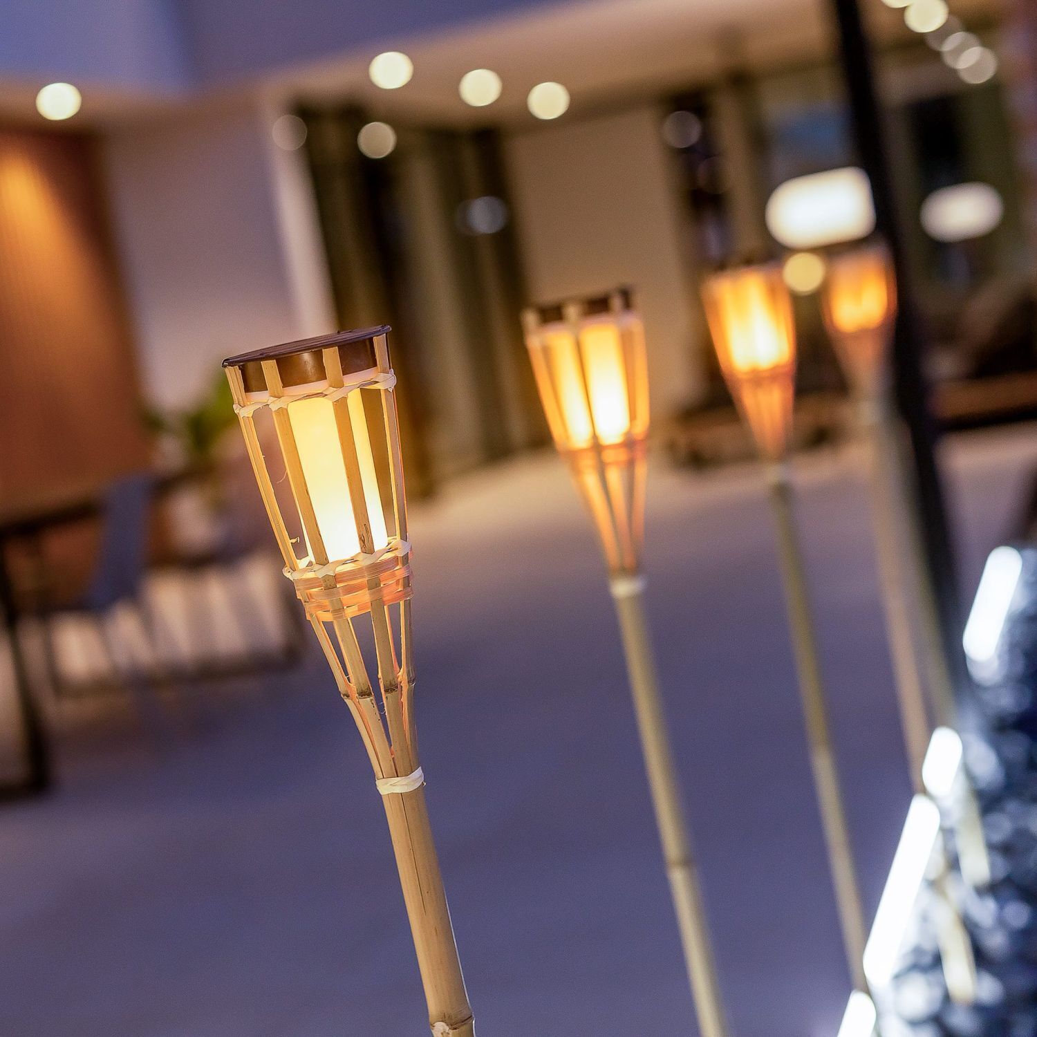 LED Außenleuchte Fackel Erdspieß Solar 120 cm hoch Bambus IP44 Lampe