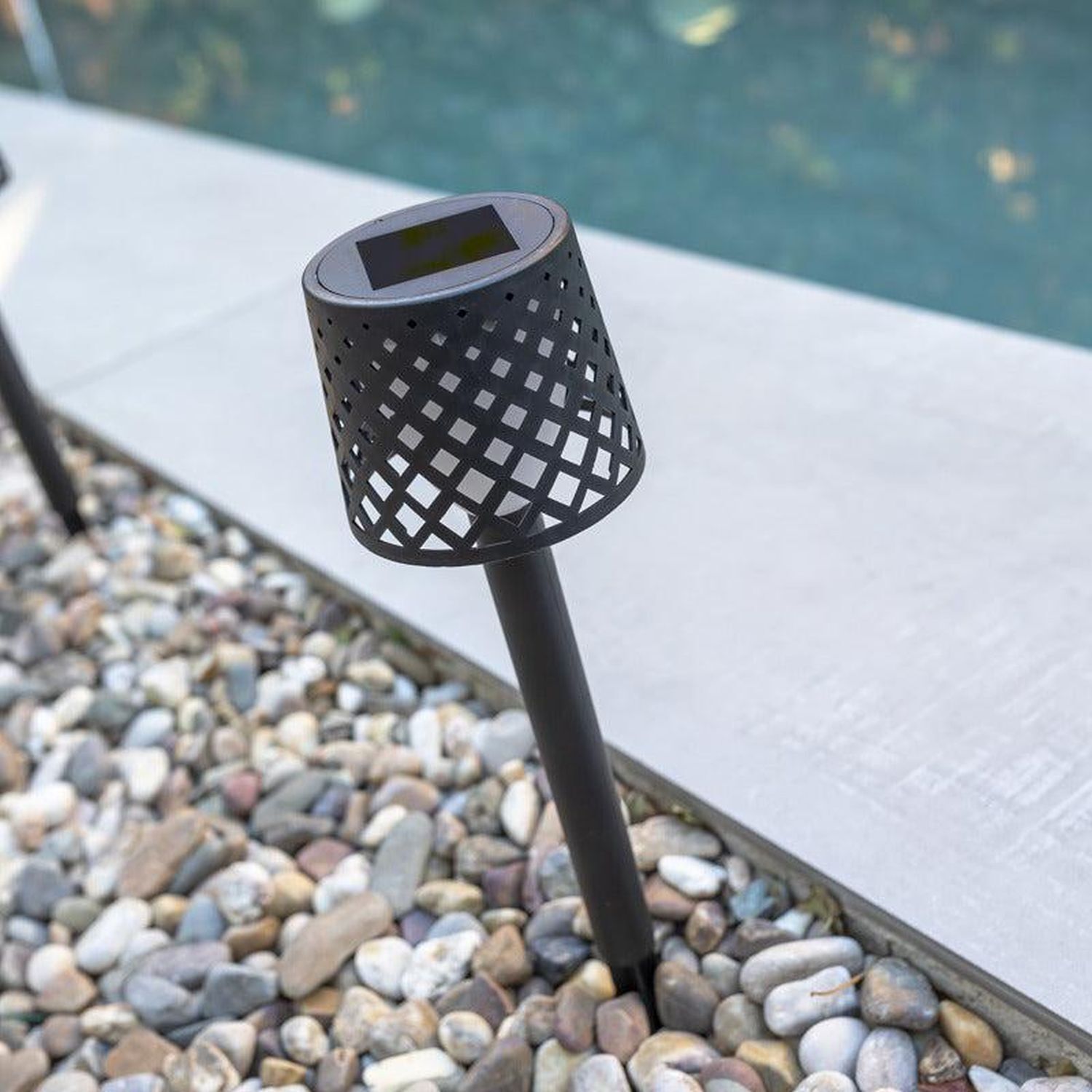 LED Gartenleuchte Erdspieß 4er Set Solar Akku IP44 Schwarz